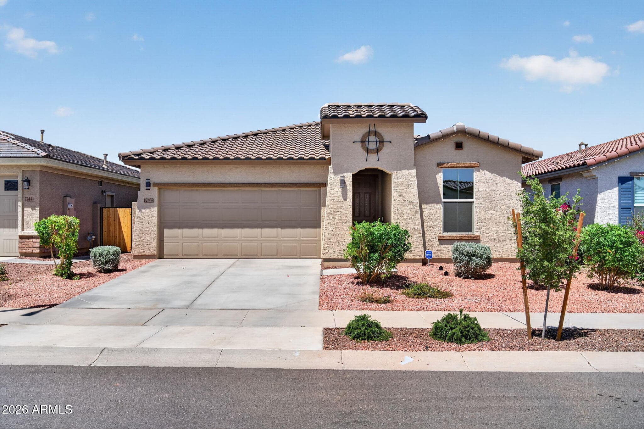17438 W Charter Oak Rd — photo 1