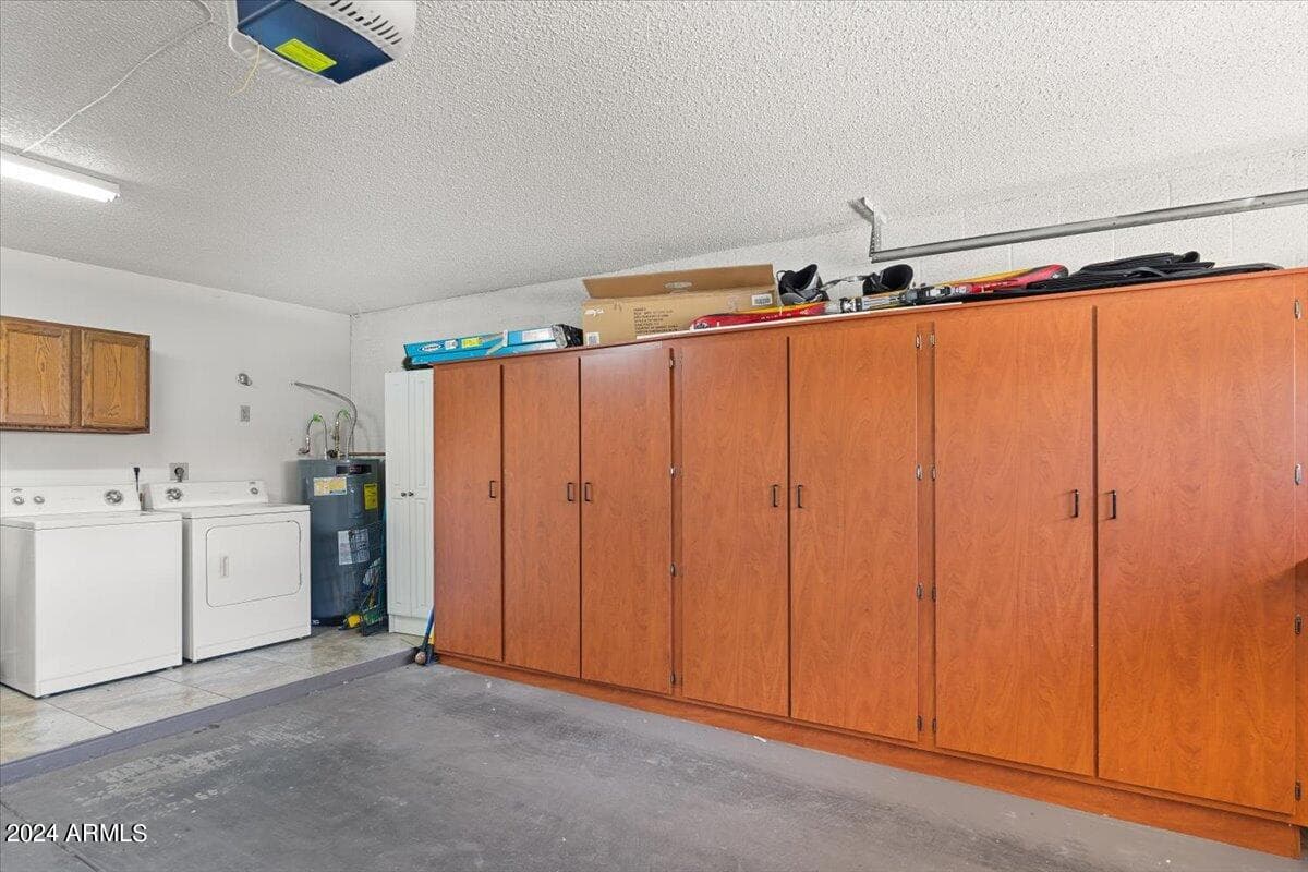 9058 E GELDING DR - Photo 23
