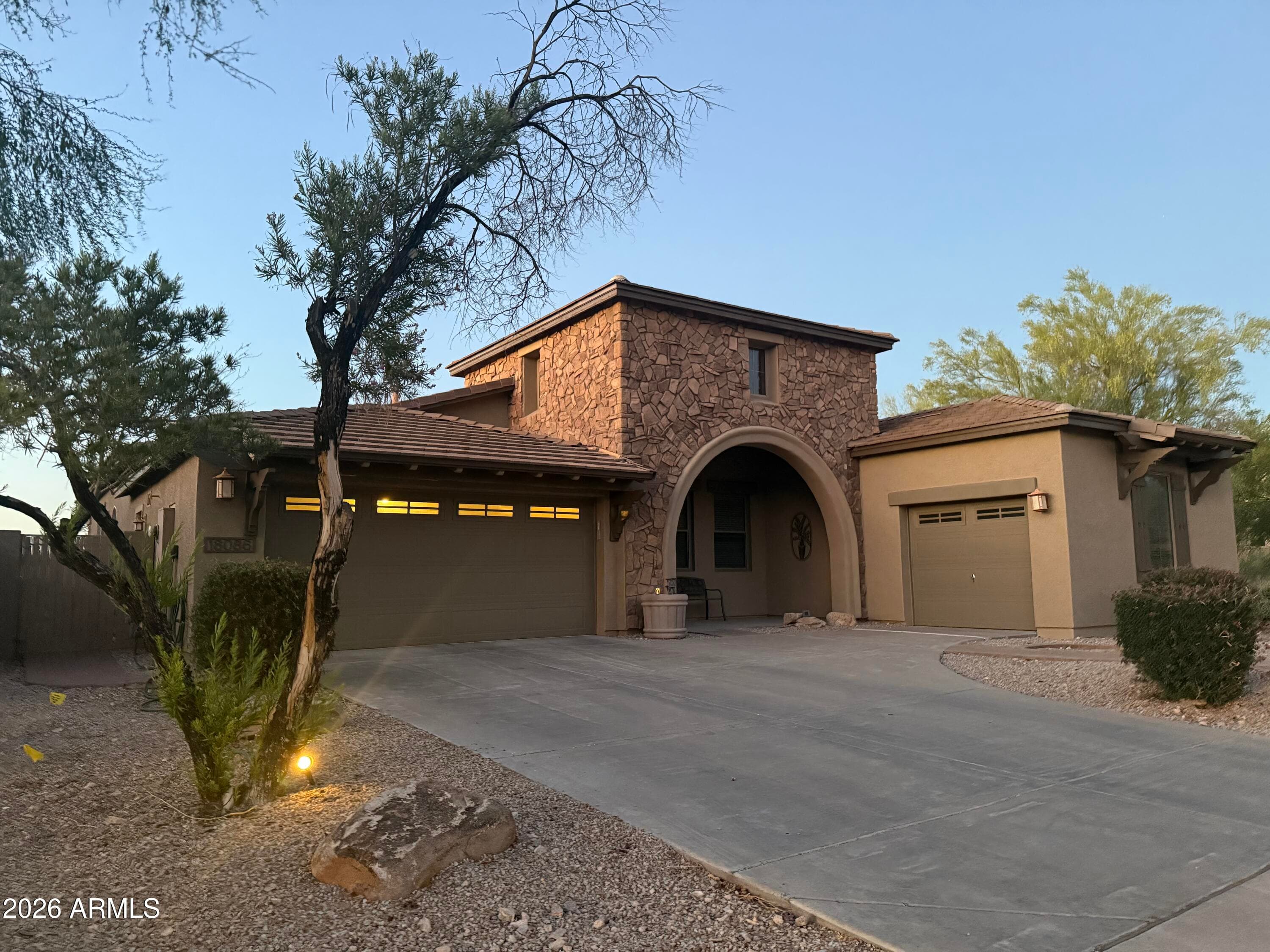 18086 W Las Cruces Dr — photo 1