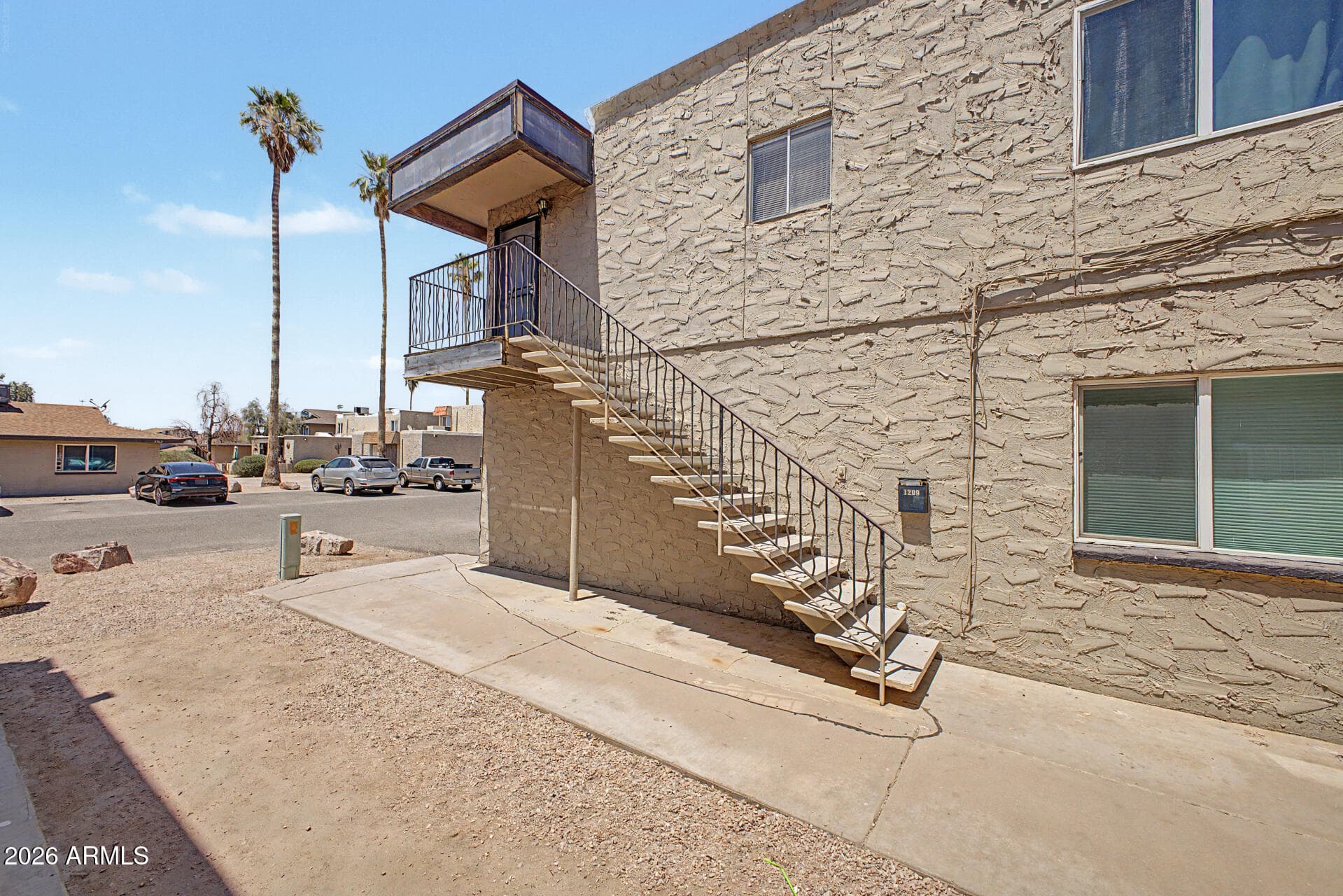 1209 N 47TH PL - Photo 2