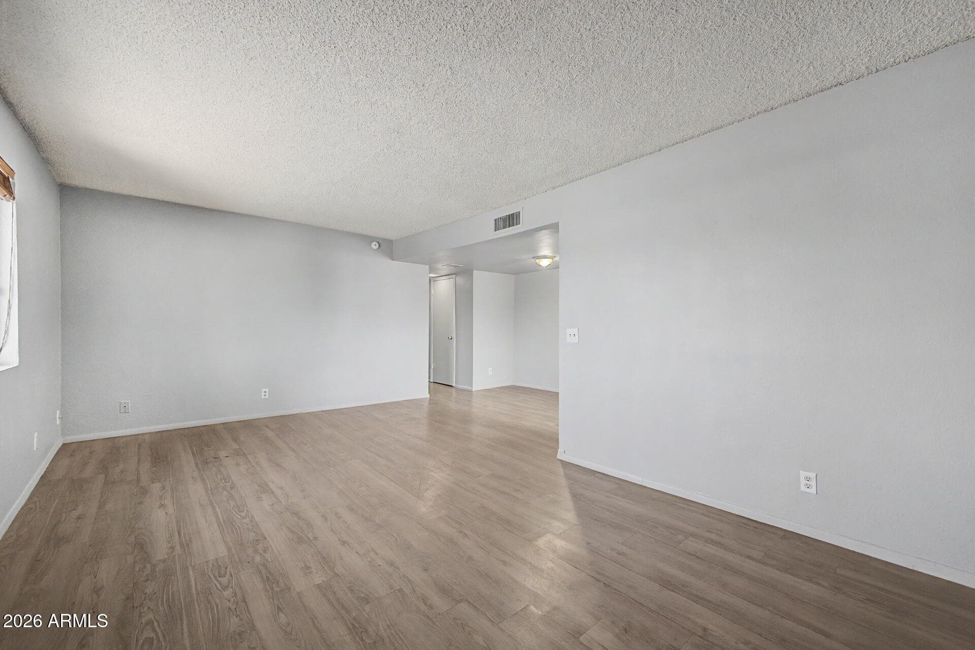 1209 N 47TH PL - Photo 4