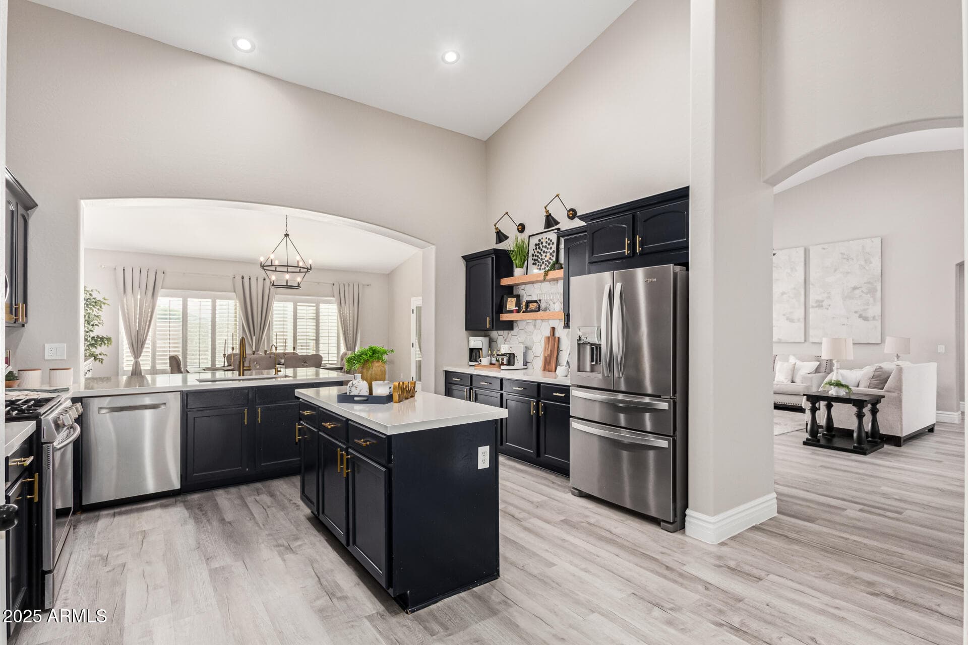 30427 W Vale Dr — photo 1