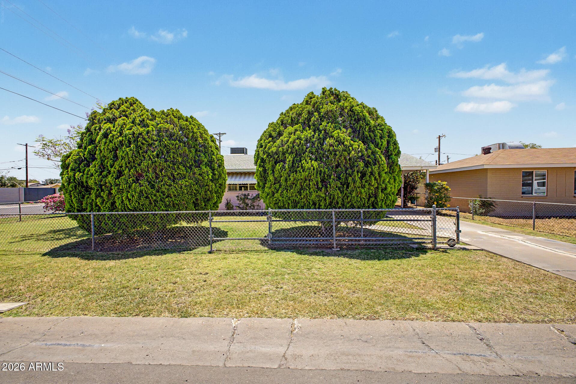 3703 W Lewis Ave — photo 1