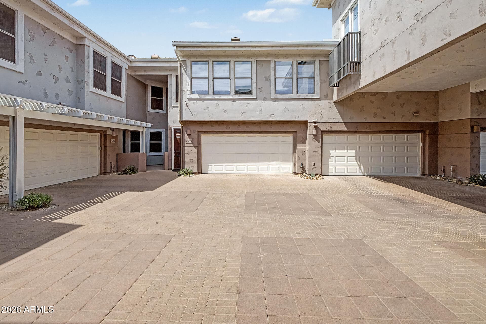 15221 N Clubgate Dr 2013 — photo 2