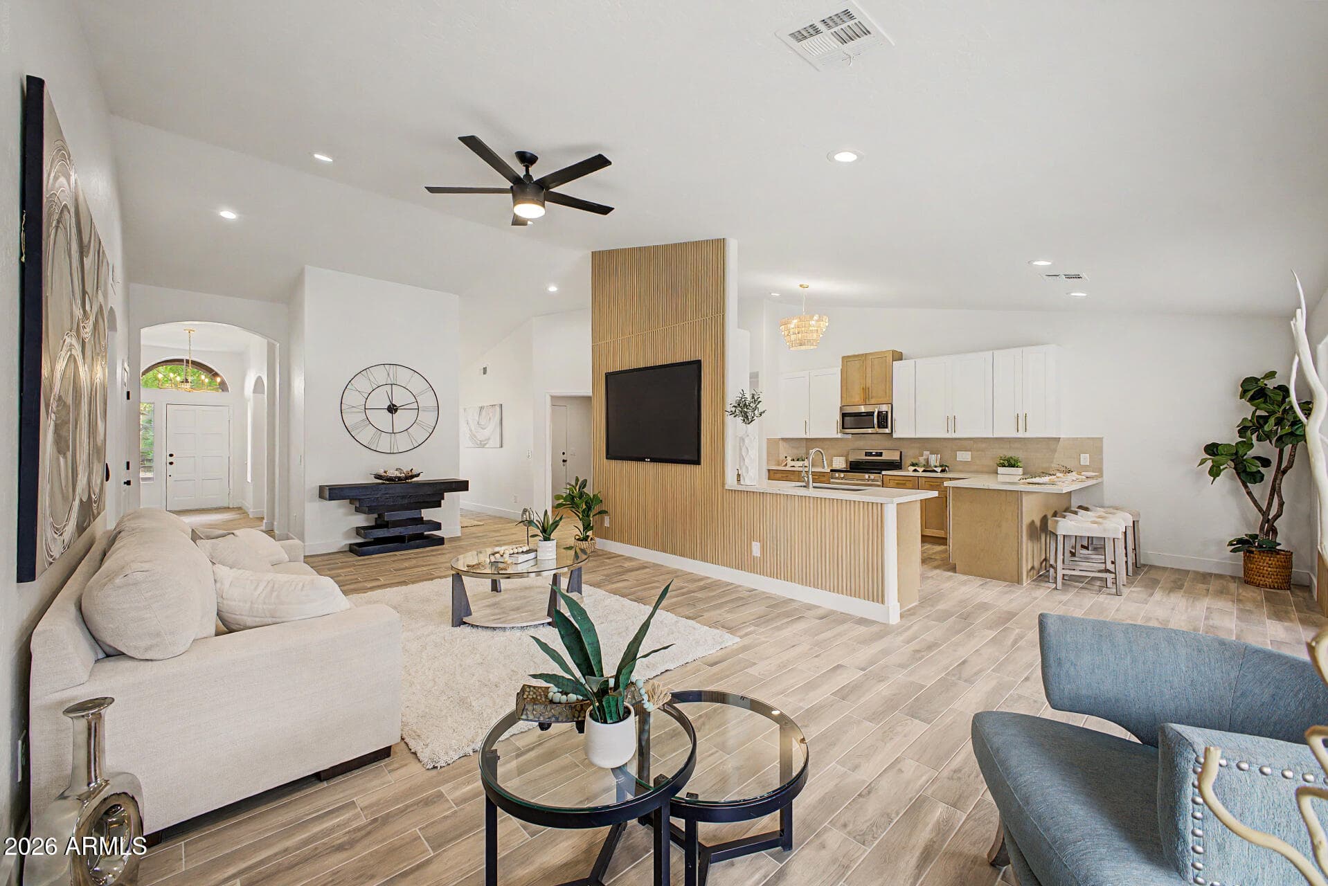 8382 S MILL AVE - Photo 1