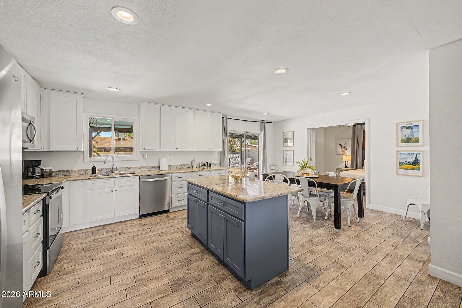 1632 E PALMCROFT DR - Photo 3