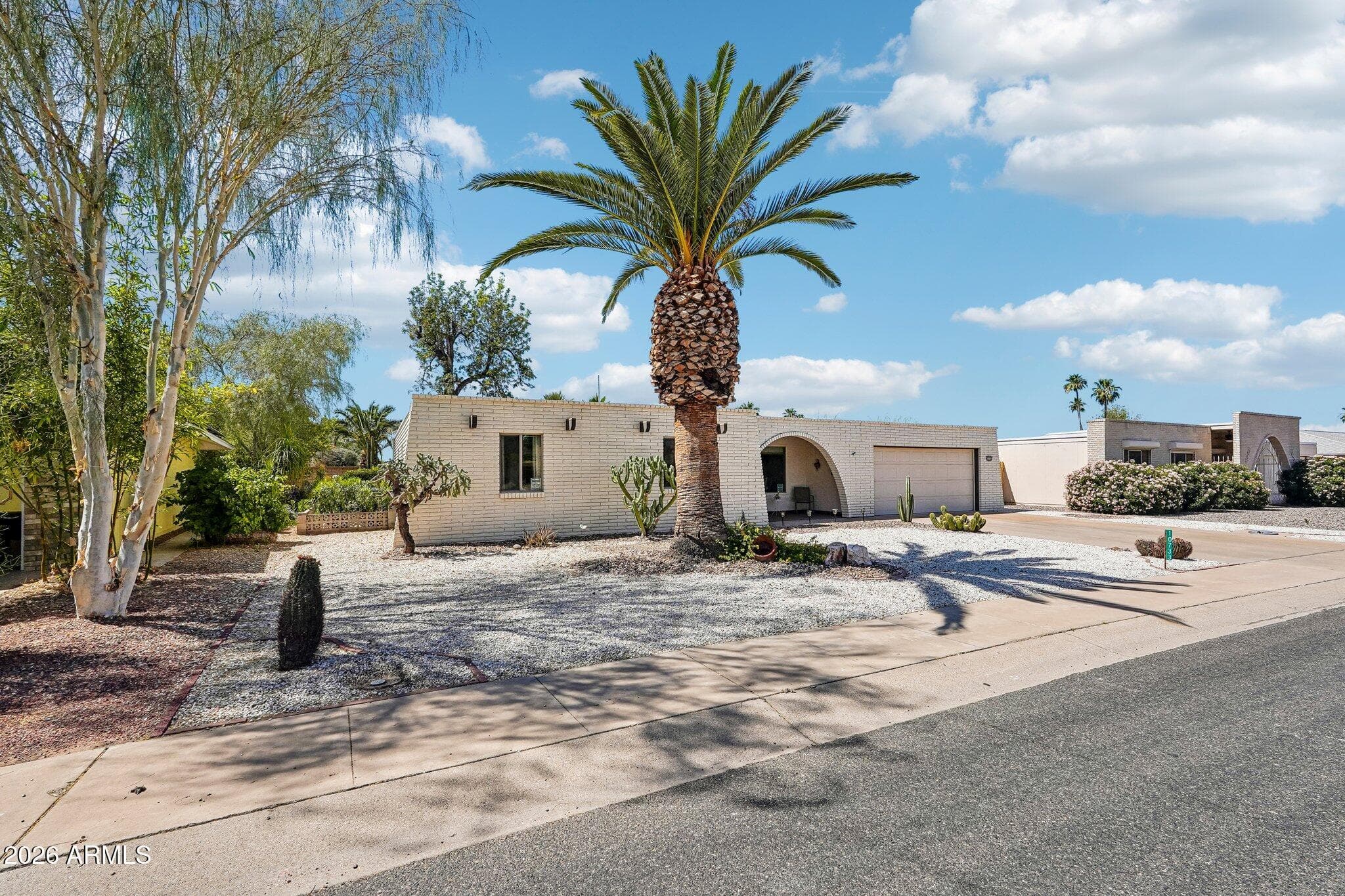 10733 W Brookside Dr — photo 1
