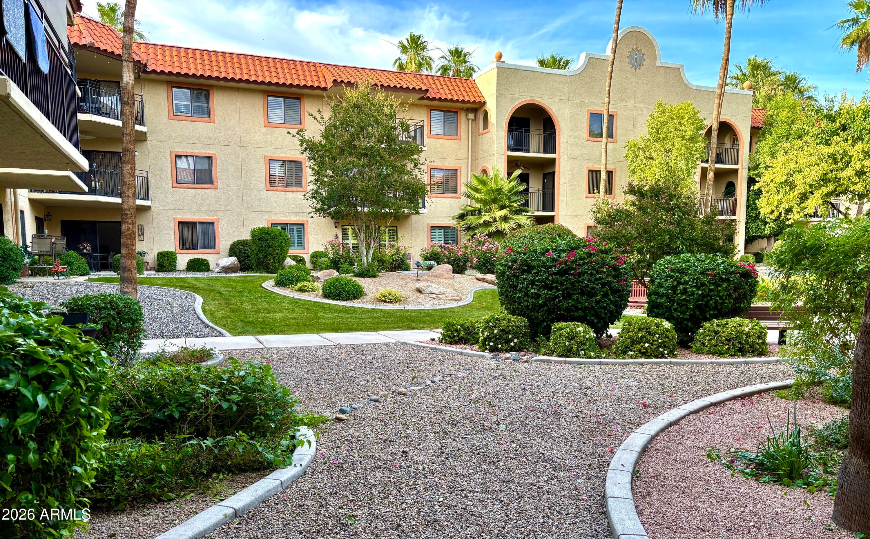 10330 W Thunderbird Blvd A132 — photo 2
