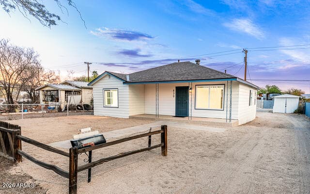 630 W SOLANA AVE - Photo 2