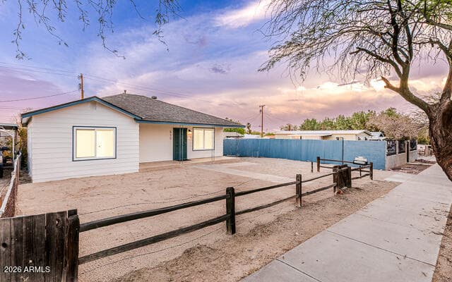 630 W SOLANA AVE - Photo 4