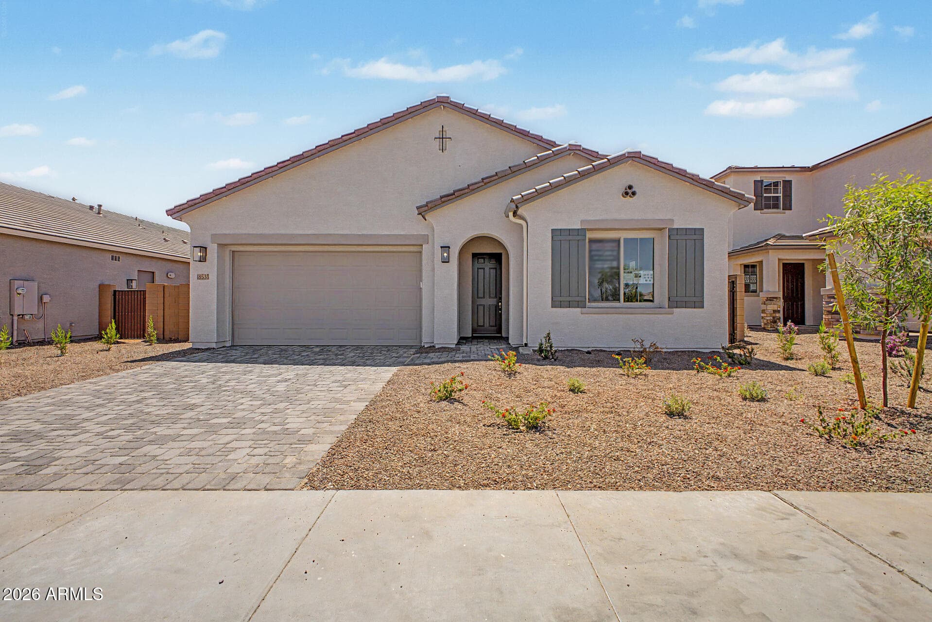 18535 W Laurie Ln — photo 1