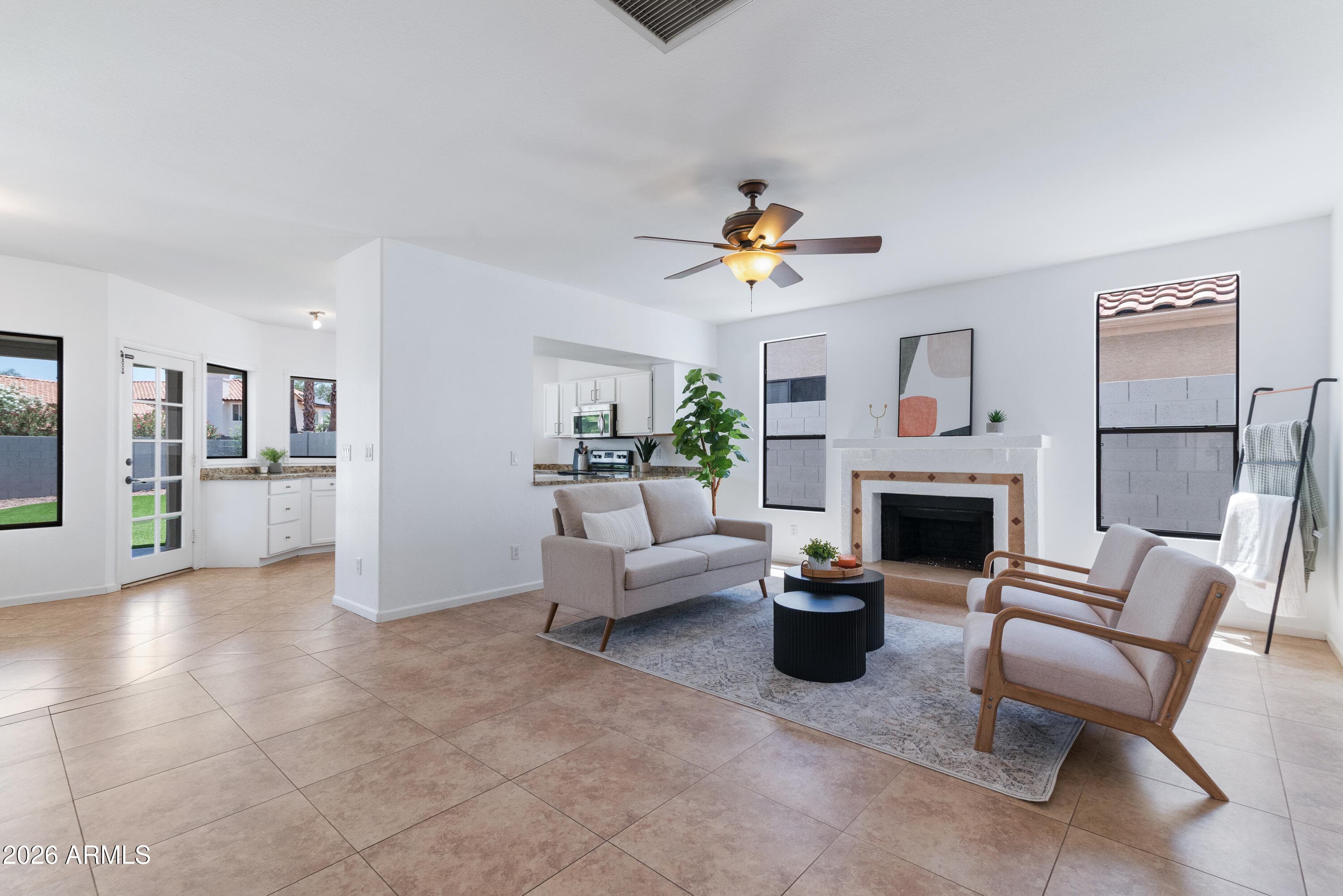 1031 S Capistrano Dr — photo 2