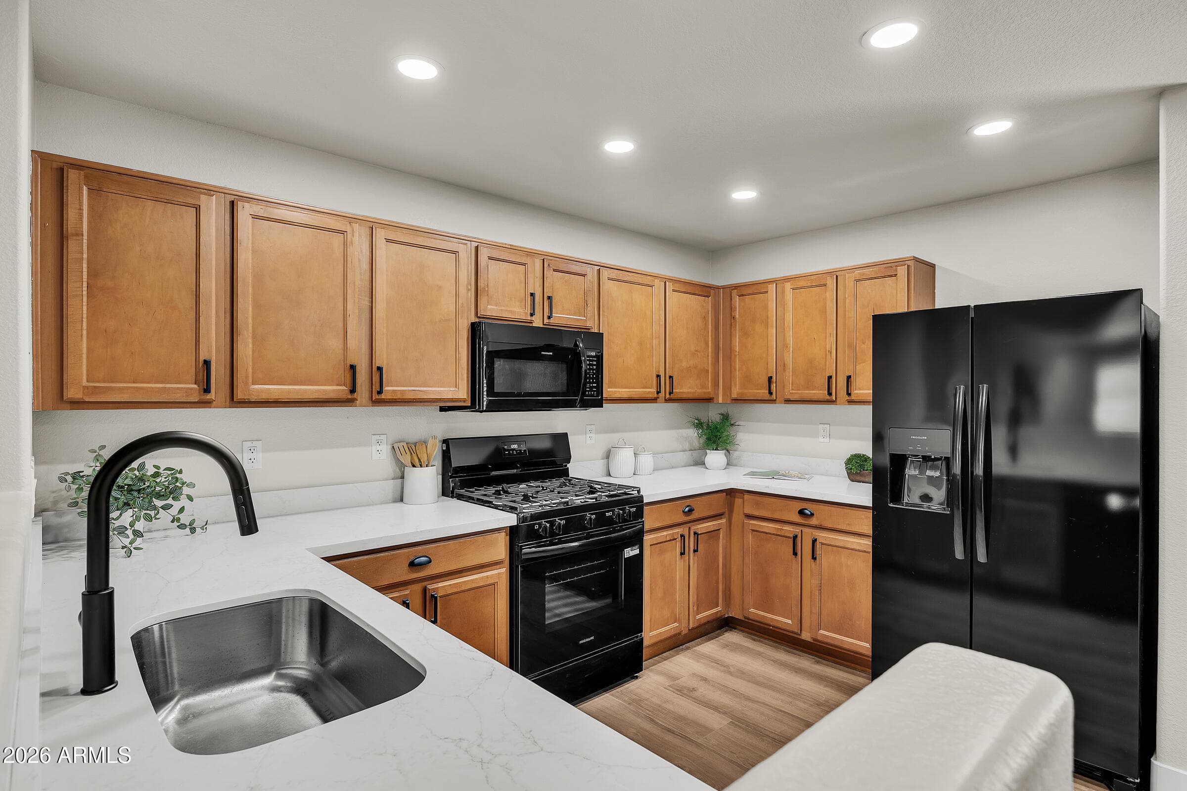 30636 N Honeysuckle Dr — photo 34