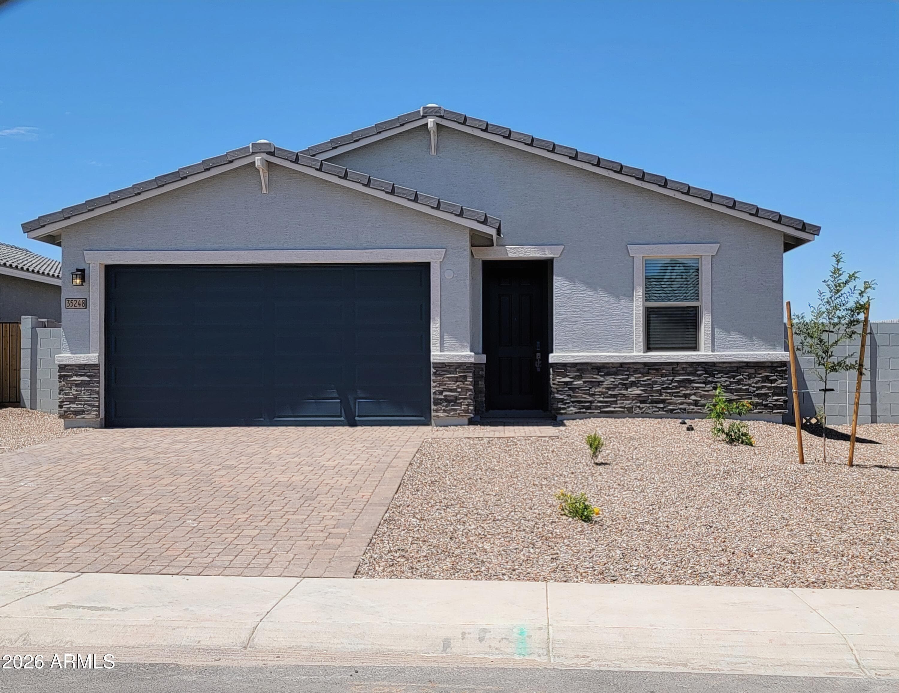 35248 N Flora Way — photo 2