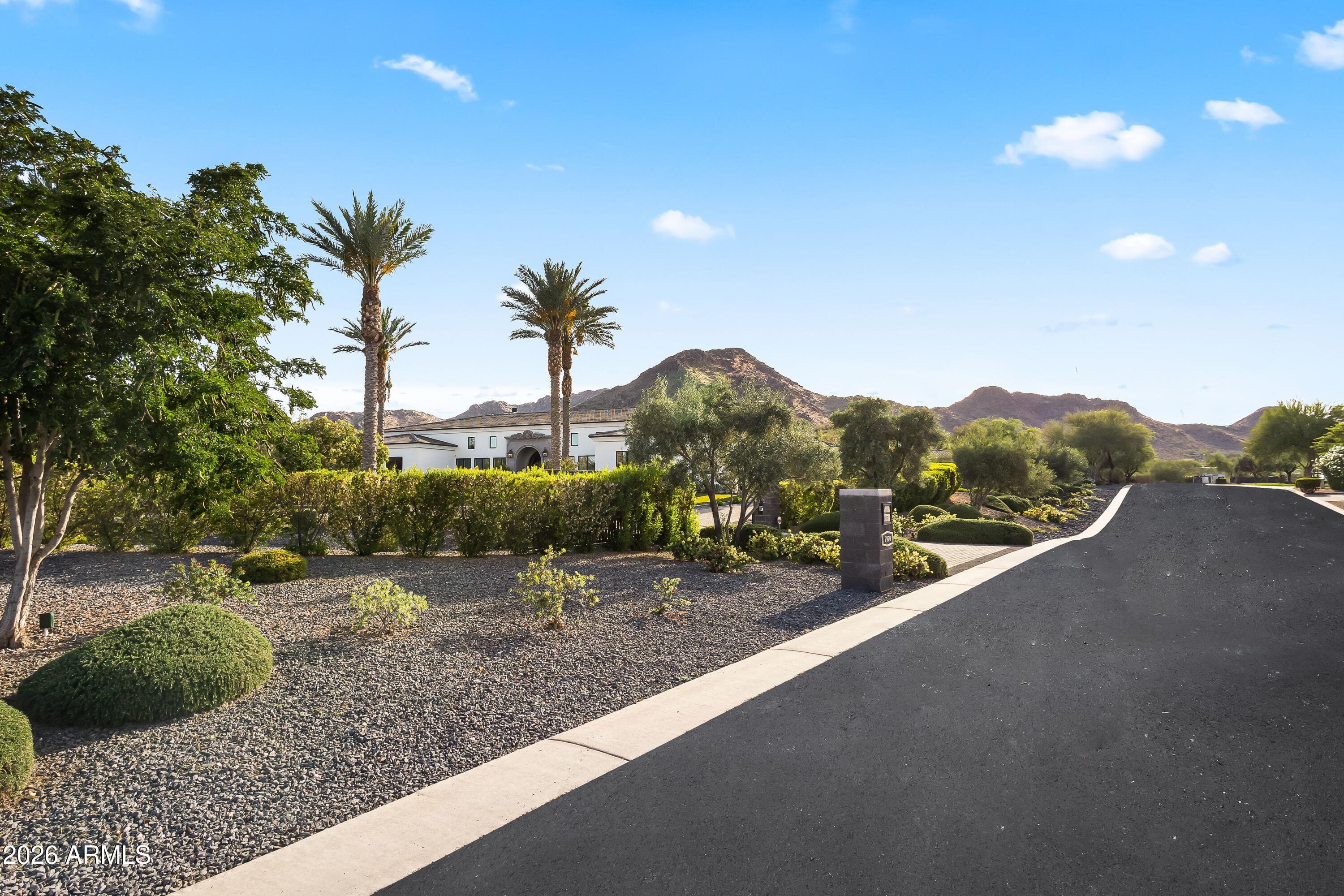 7970 N Ironwood Dr — photo 45