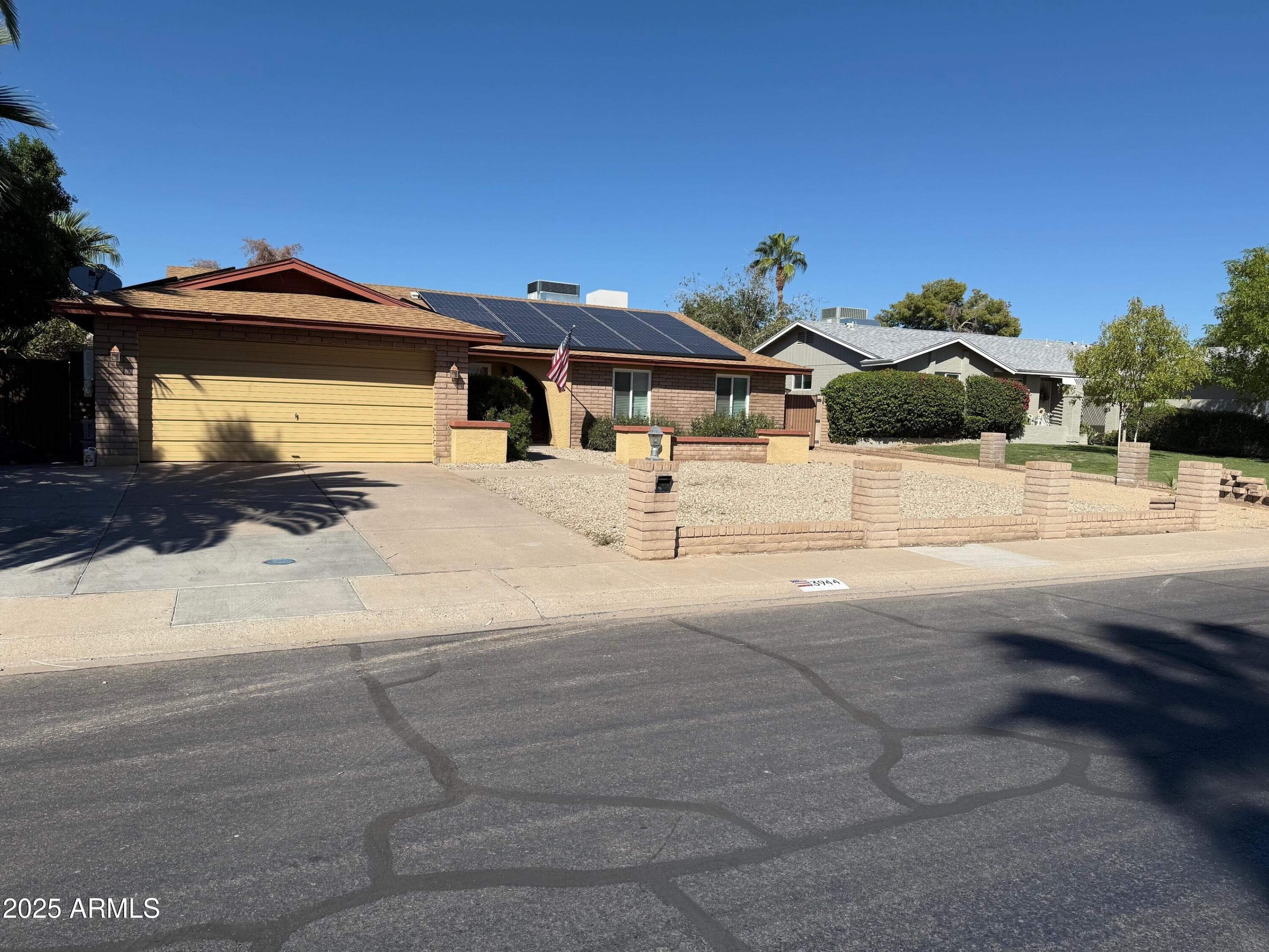 3944 W Wood Dr — photo 1