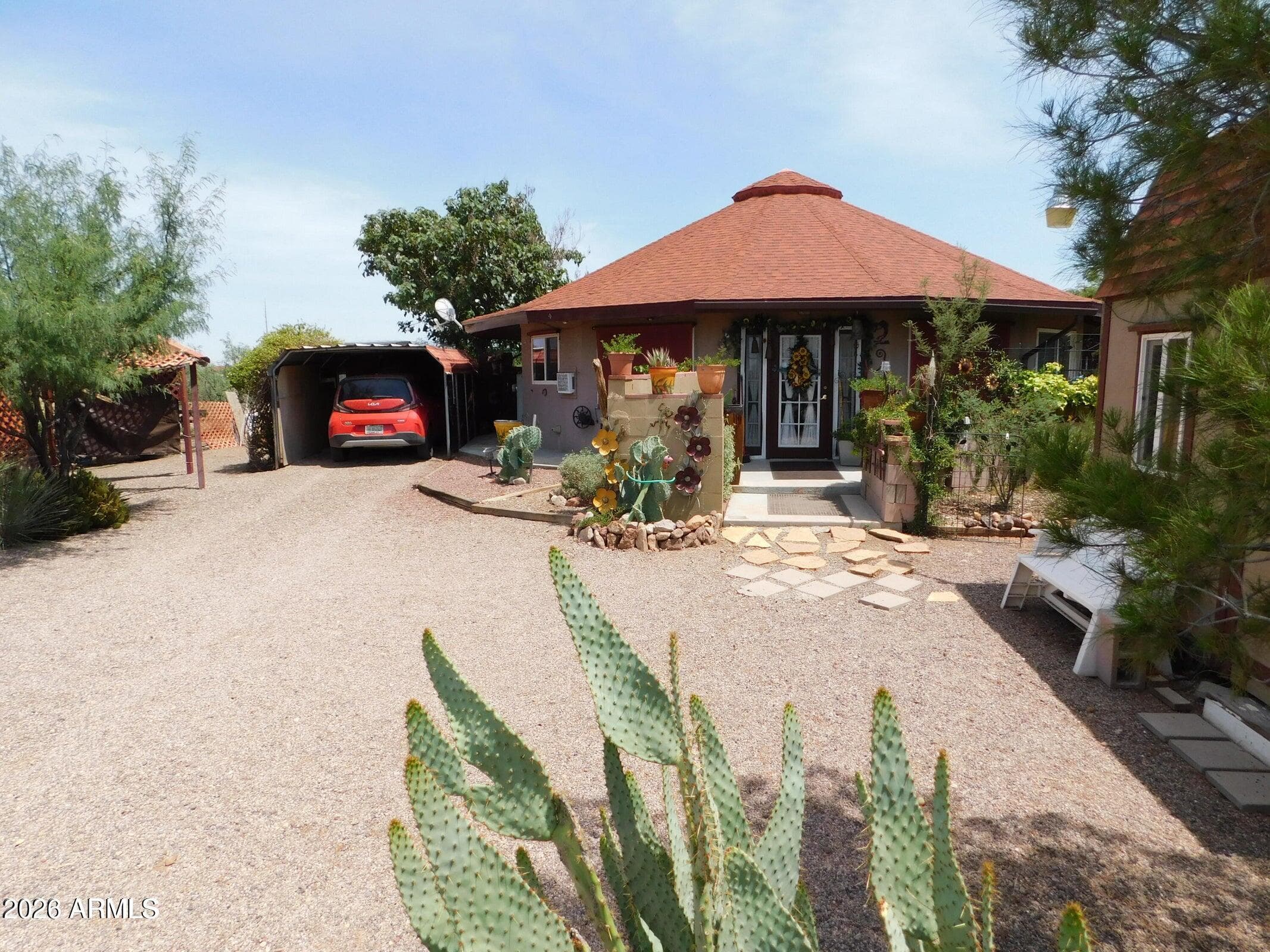 2916 E Loma Alta Dr — photo 1