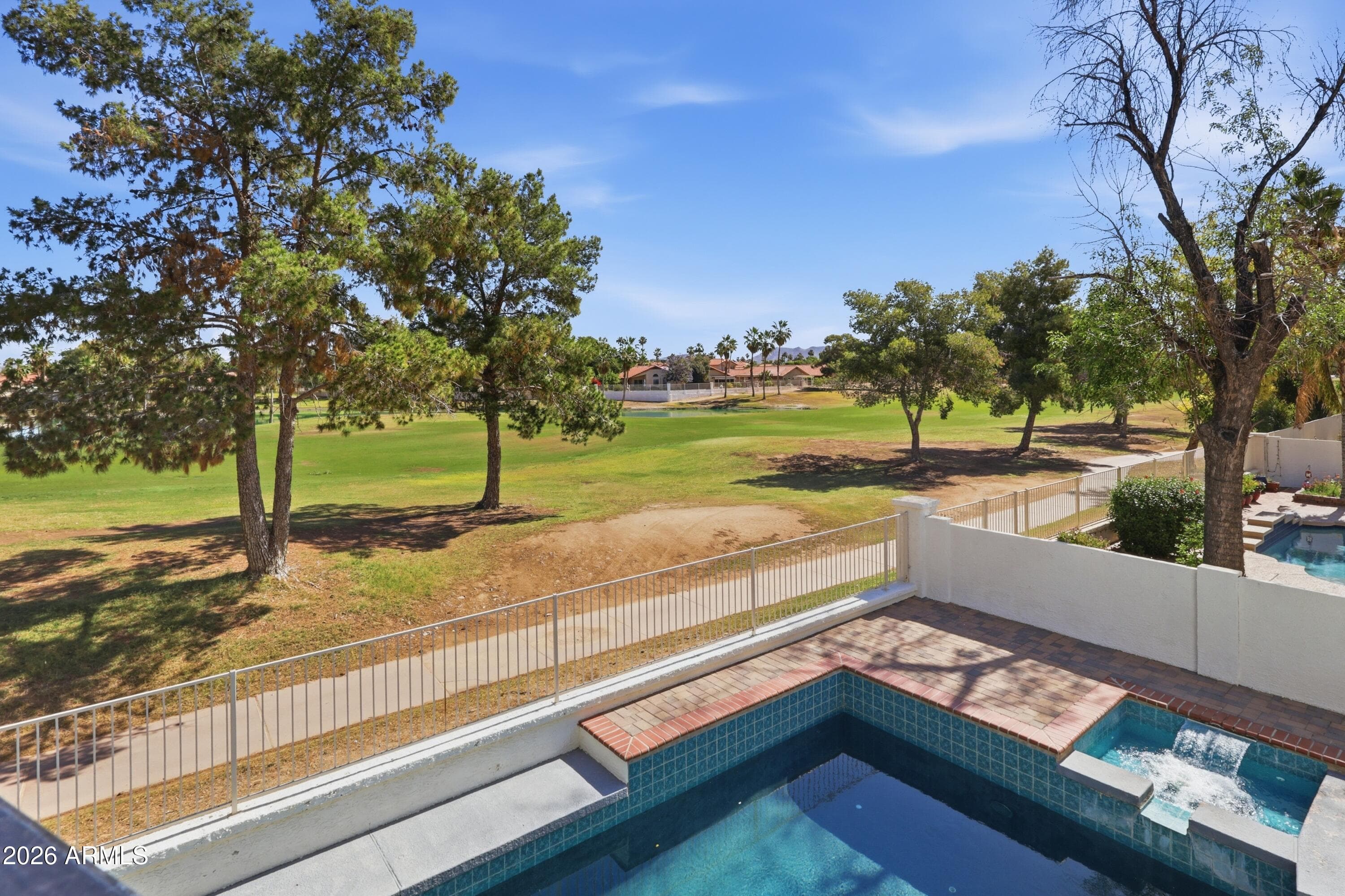 7646 W JULIE DR - Photo 4