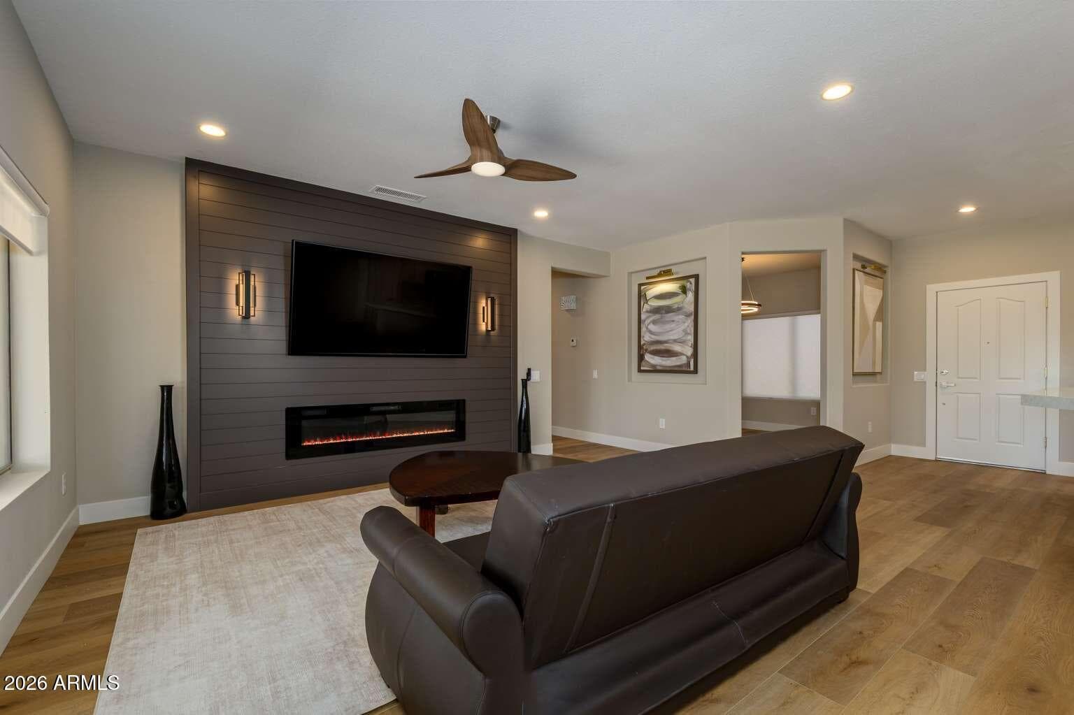 16259 W DESERT WINDS DR - Photo 5