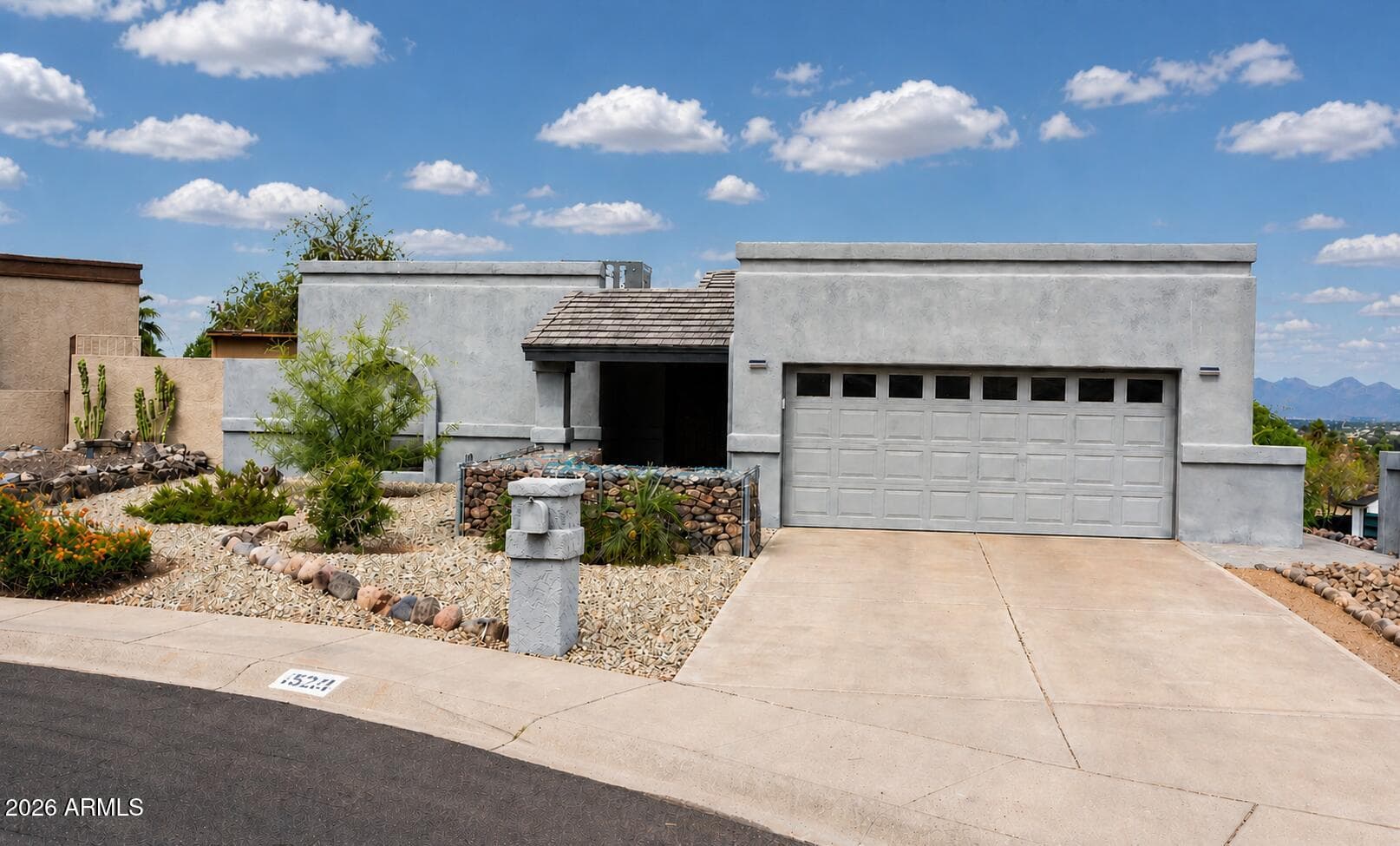 15231 N 19TH PL - Photo 2