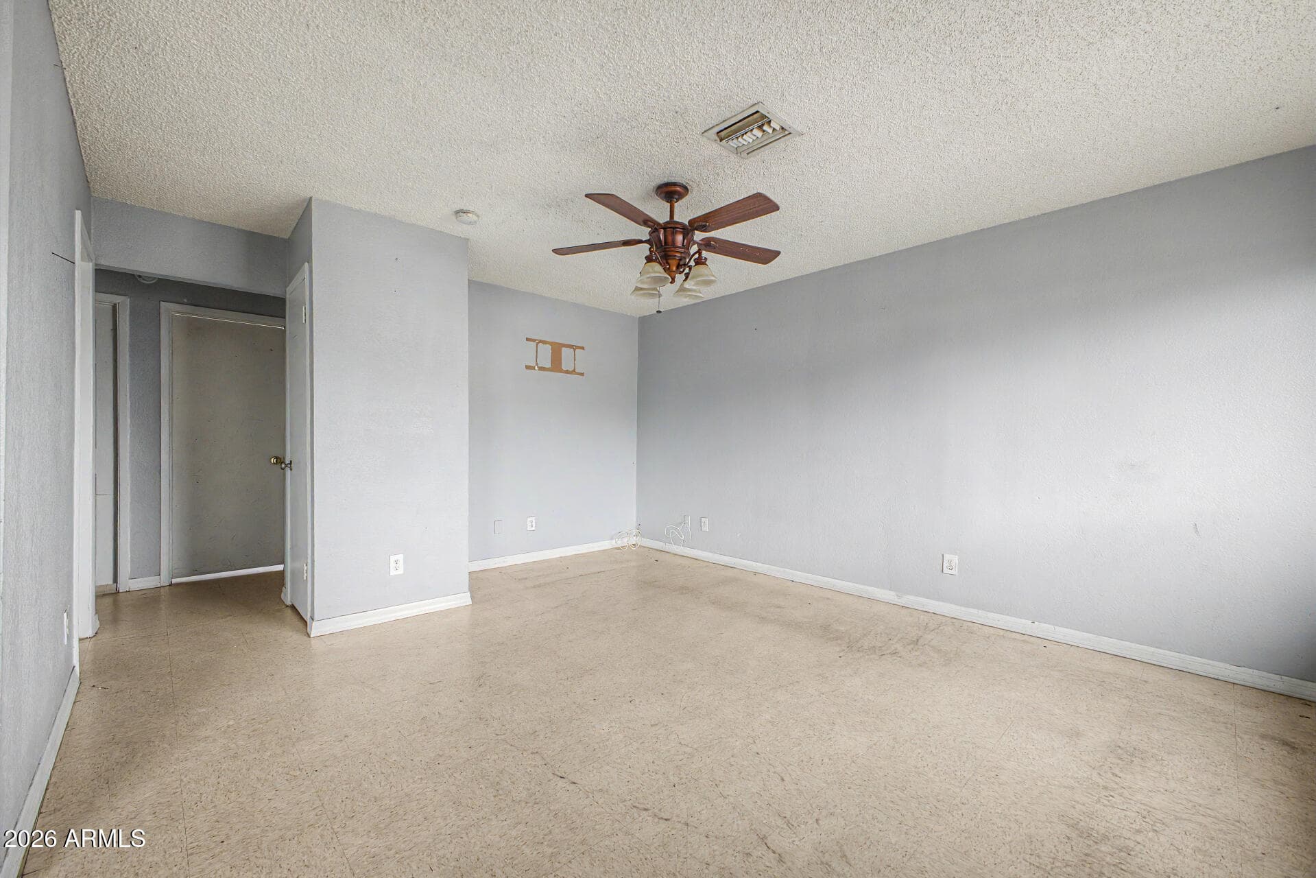 1424 S 10TH AVE - Photo 3