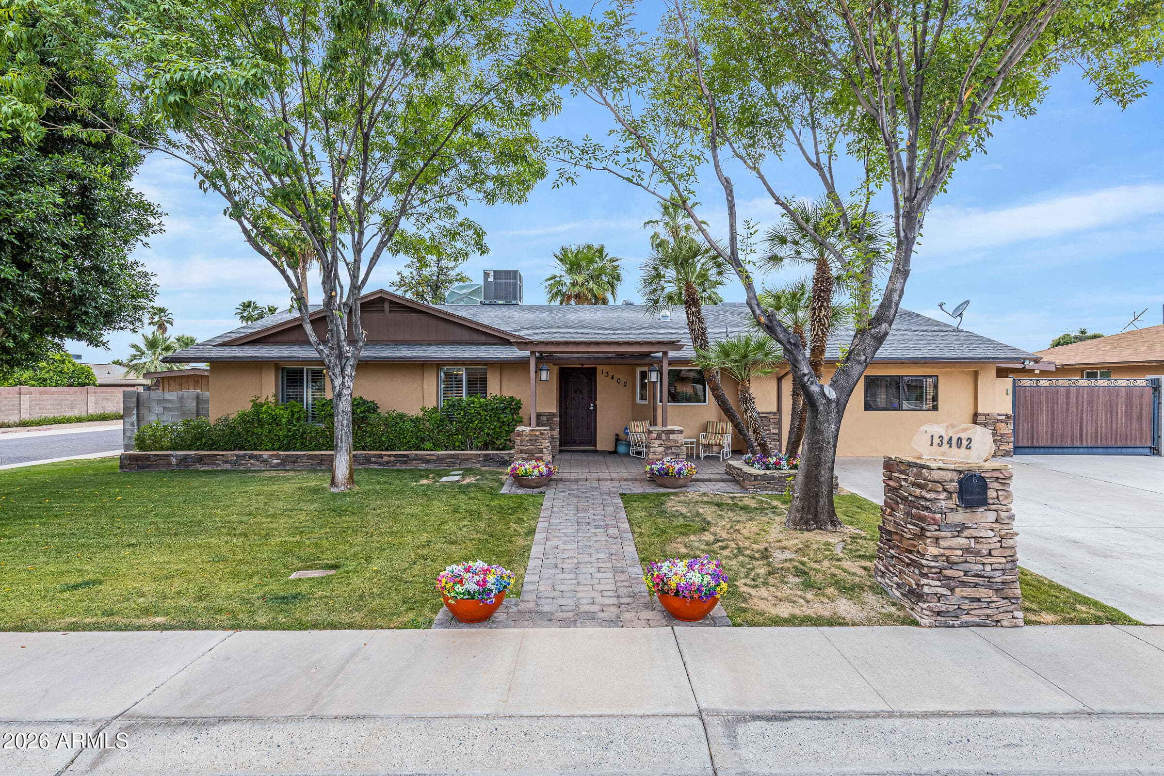 13402 N 47th Pl — photo 1