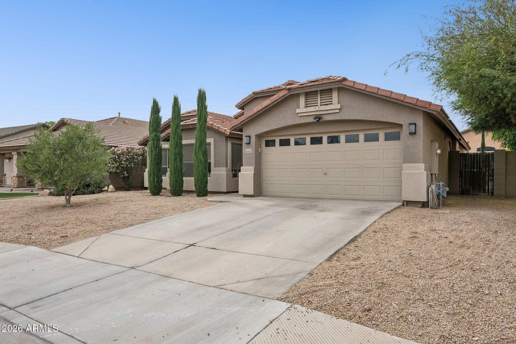 43520 W SUNLAND DR - Photo 4