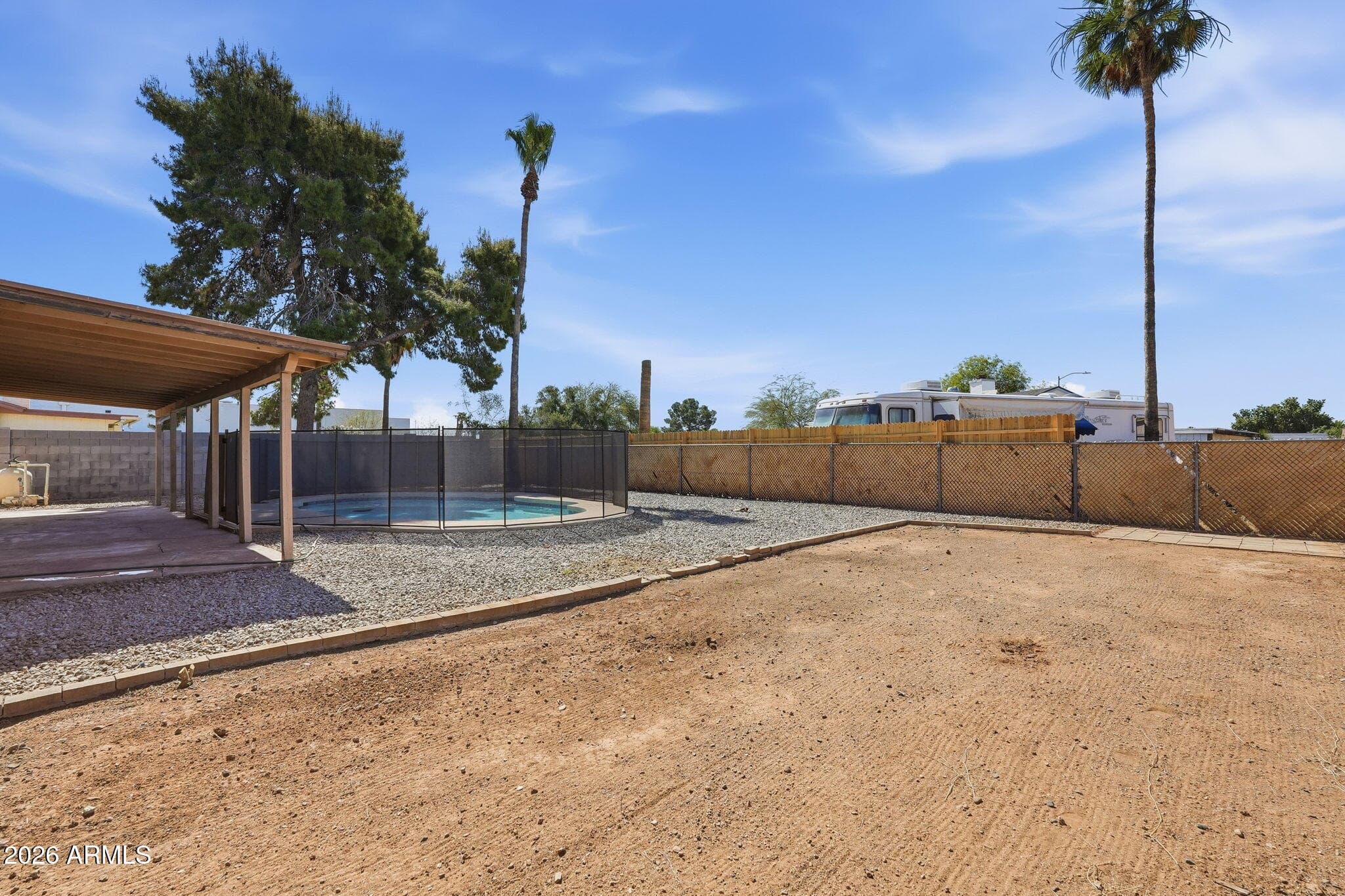 2837 W Grovers Ave — photo 32