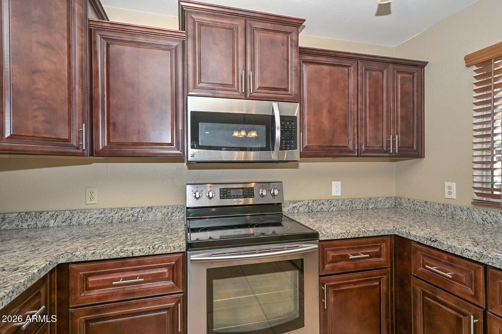 7110 W VIA DE LUNA DR - Photo 3