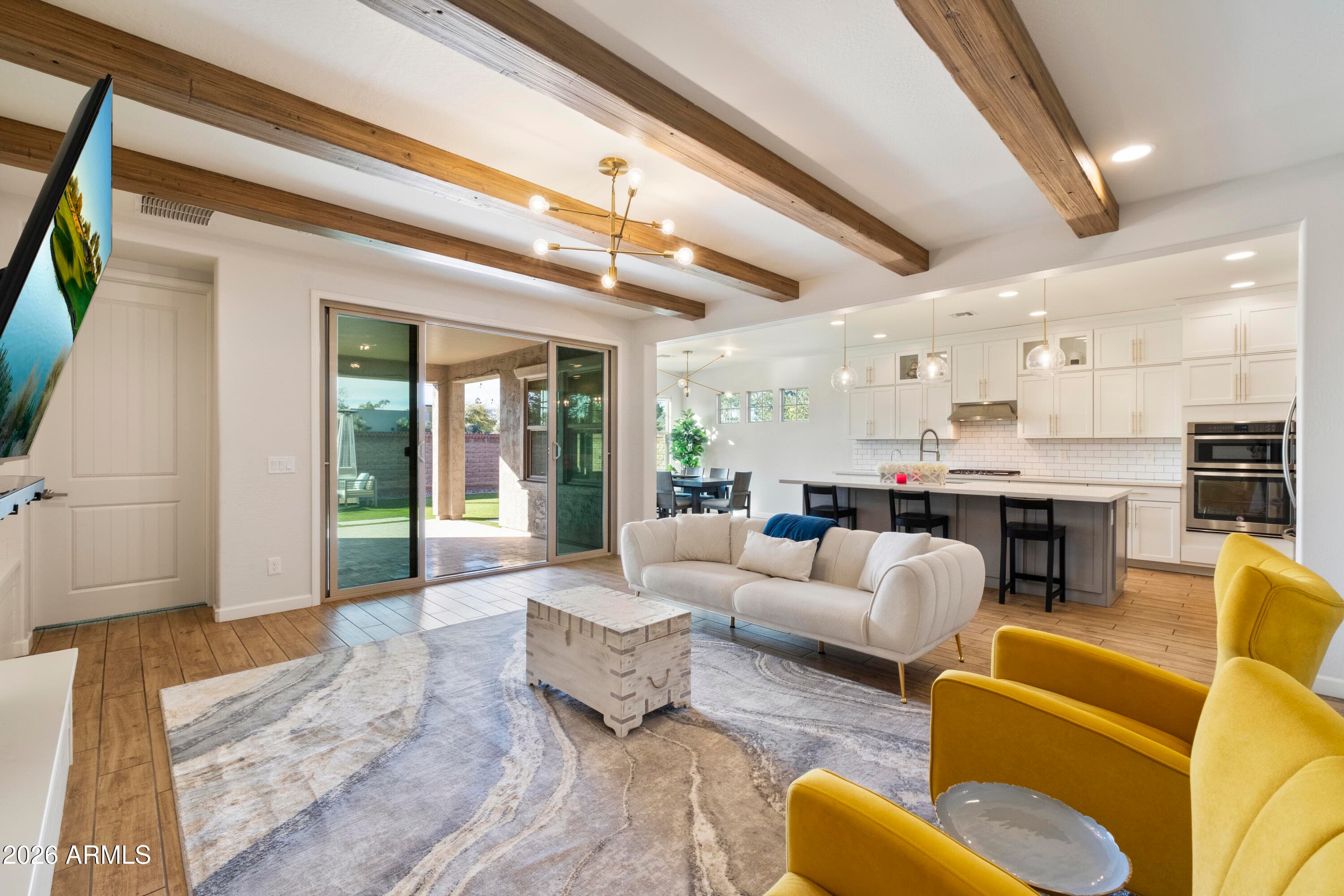 4050 S Thistle Dr — photo 2