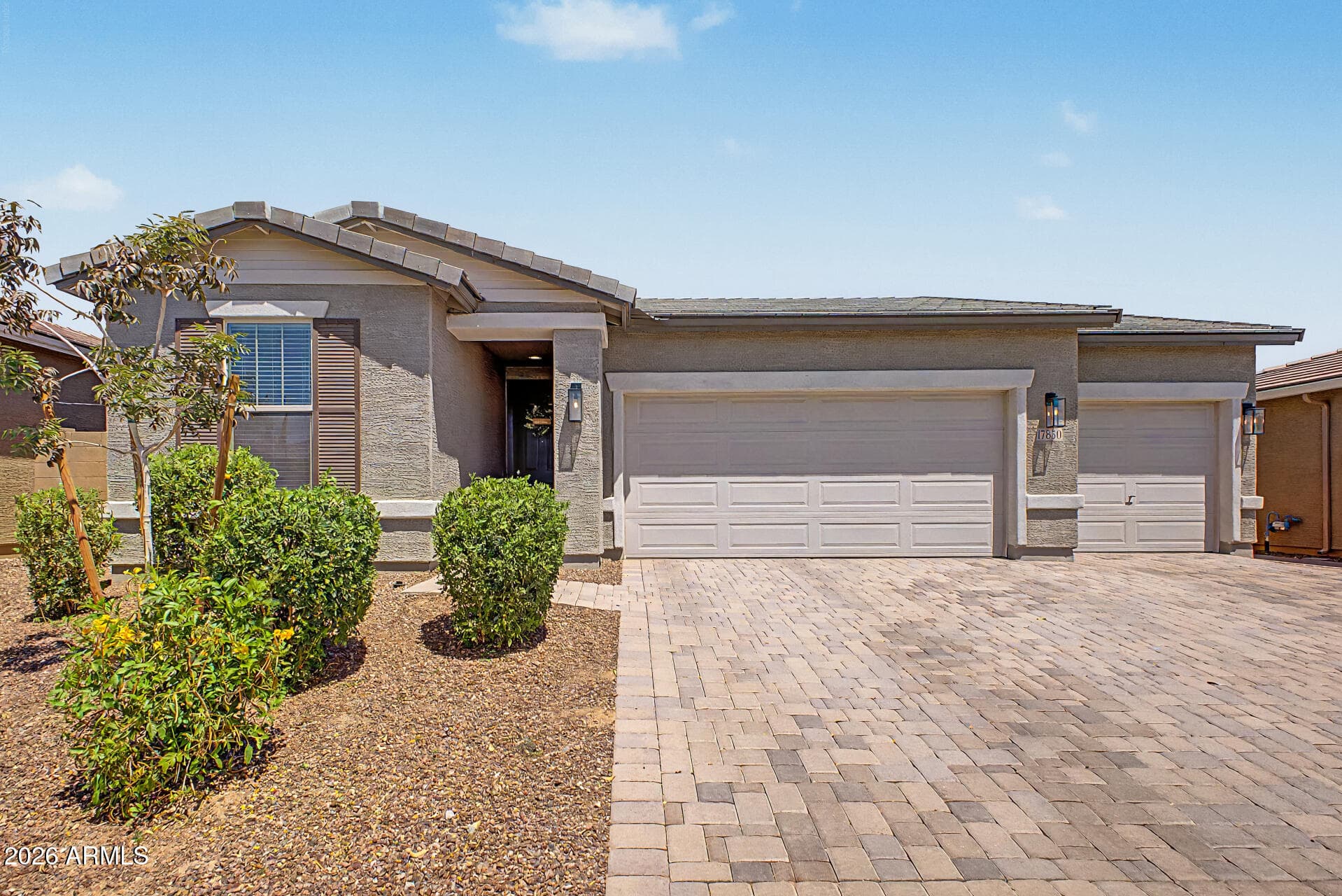 17850 W Running Deer Trail — photo 2