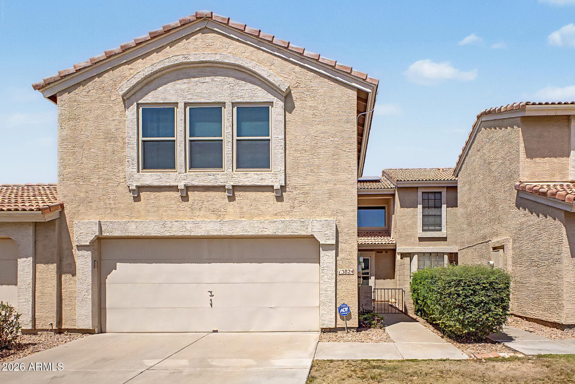 13824 S 42ND WAY - Photo 1