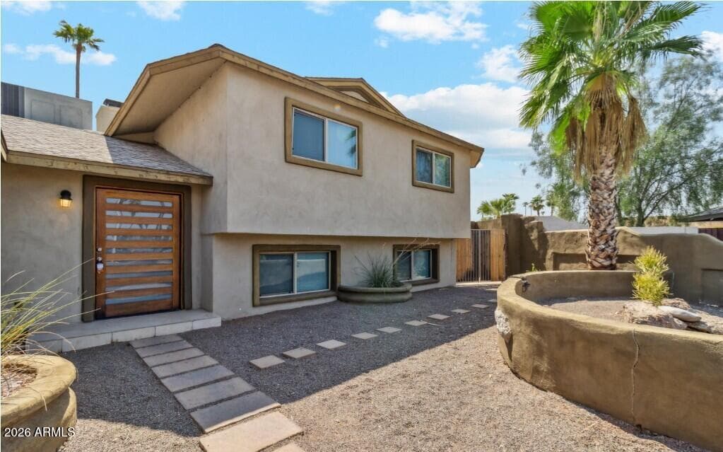 1737 E Manhatton Dr — photo 1