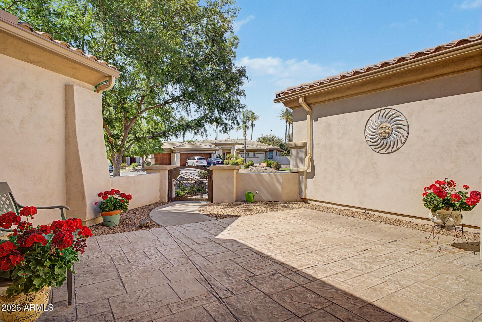 975 E COUNTY DOWN DR - Photo 4