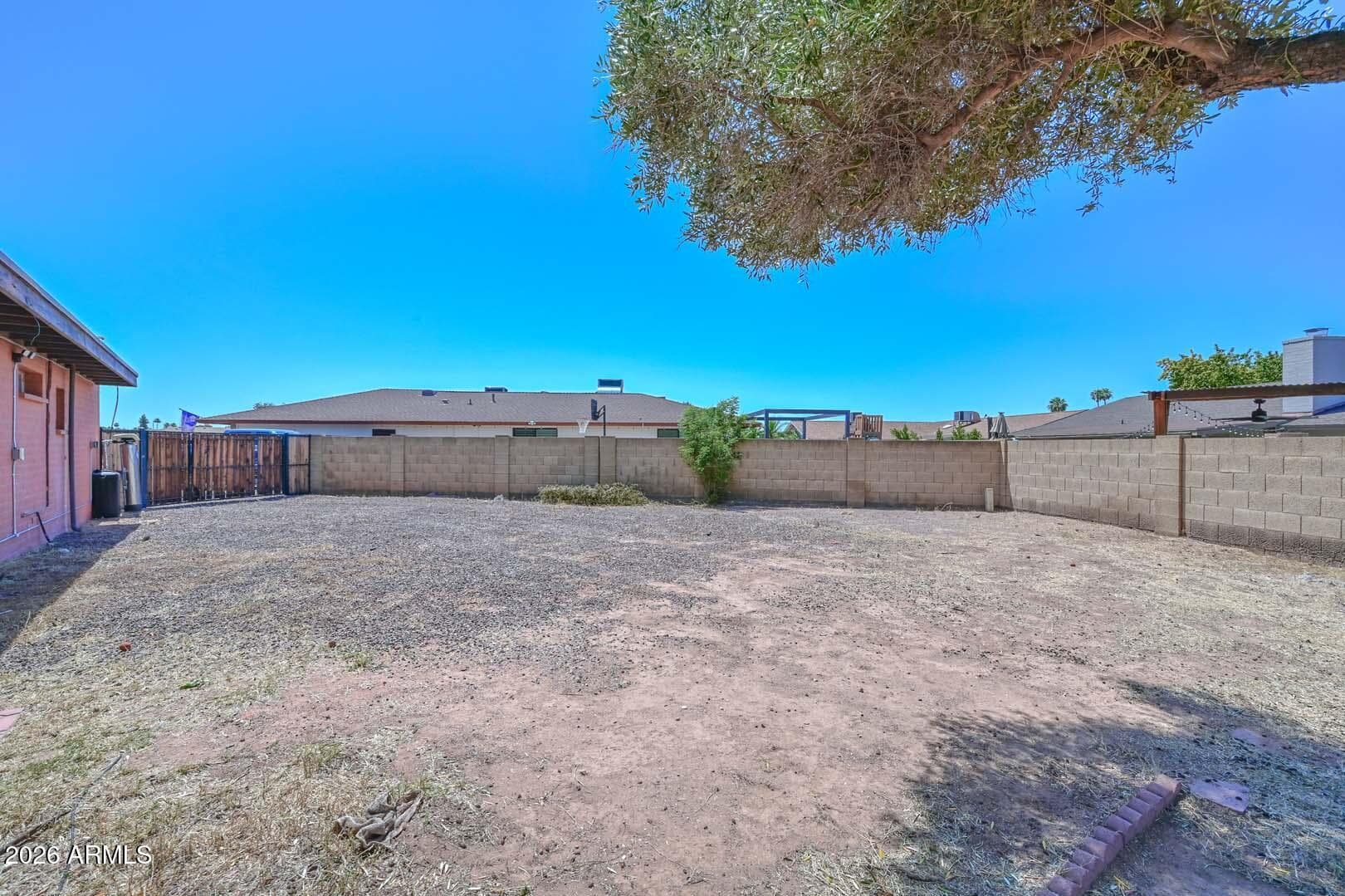 8442 N 48th Dr — photo 54