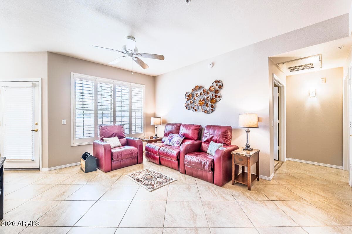 14950 W Mountain View Blvd 6104 — photo 2