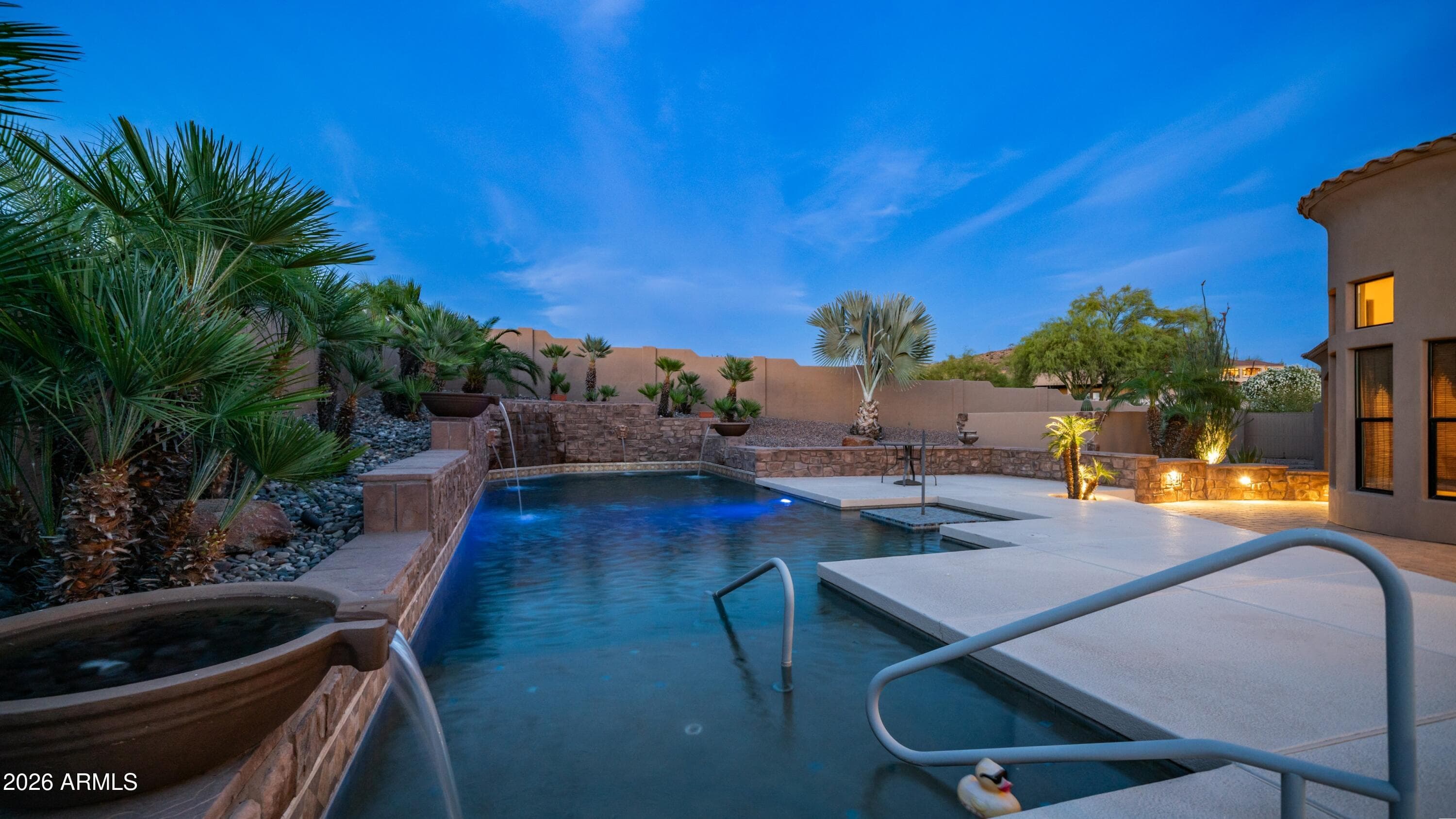 8920 E Quail Cove Ln — photo 2