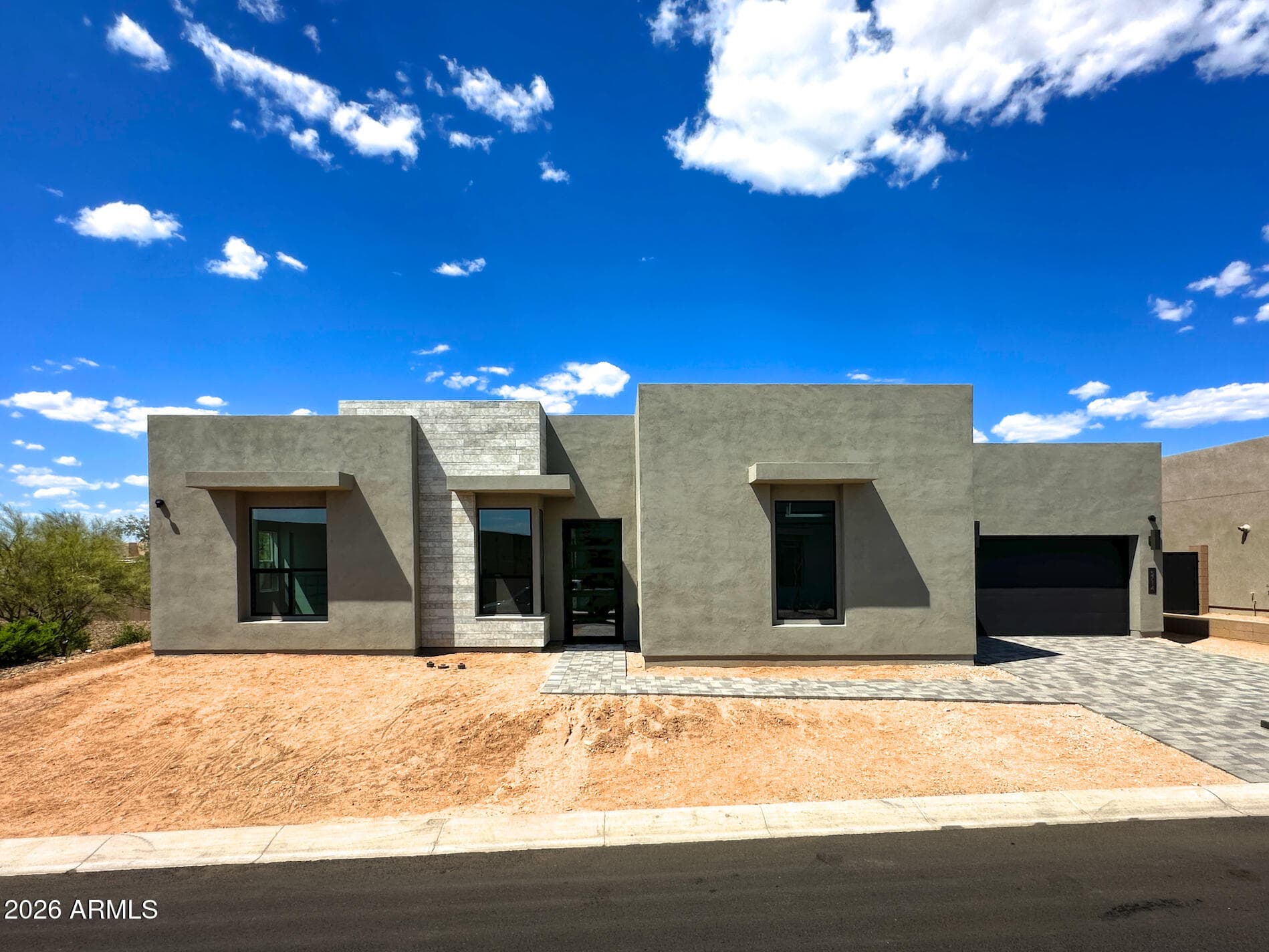 5714 E Rancho Caliente Dr — photo 1