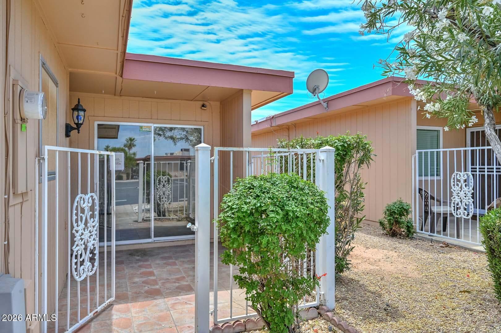 13208 N 98TH AVE - Photo 4
