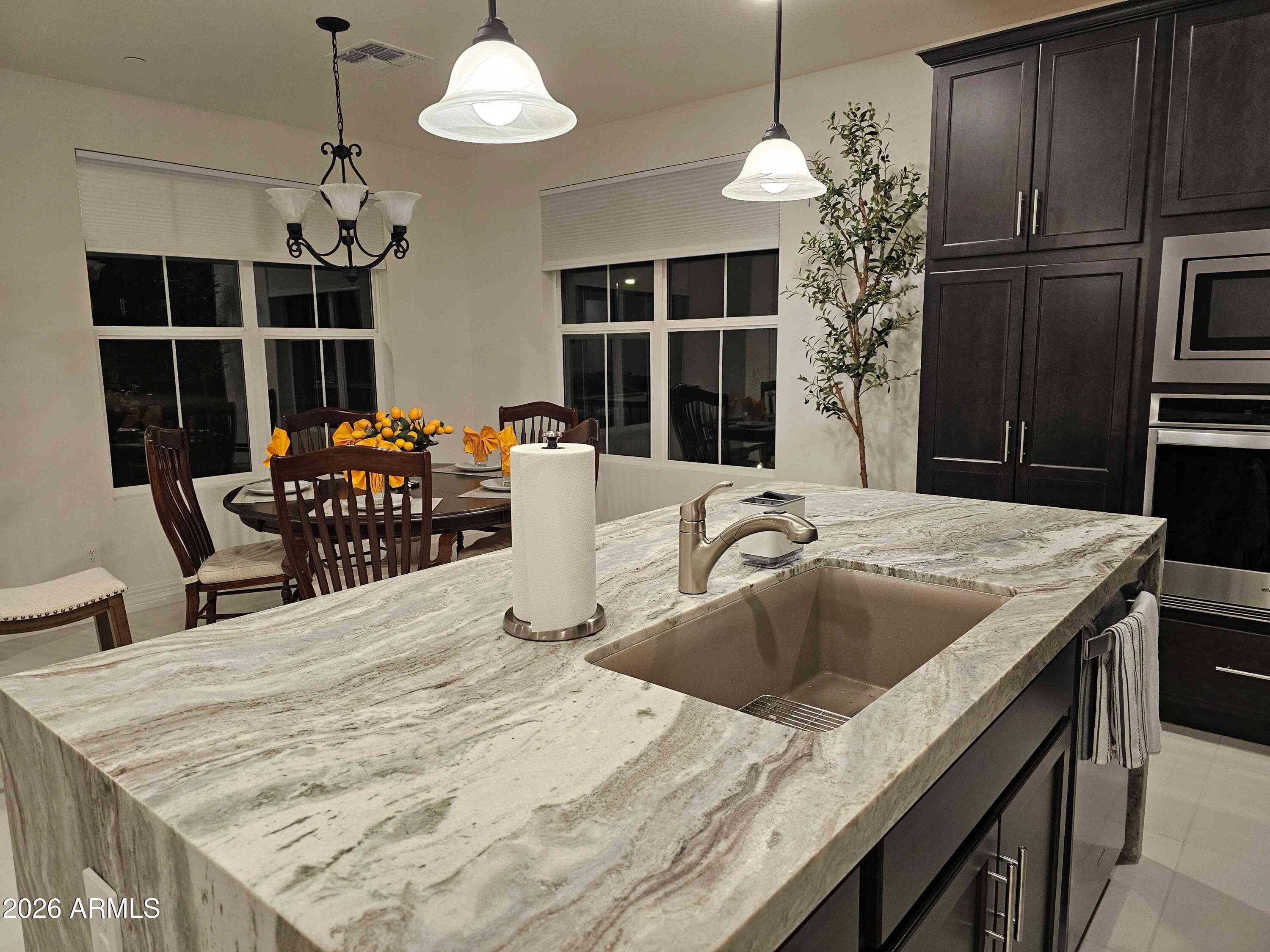 11300 N CASA DEGA DR - Photo 2