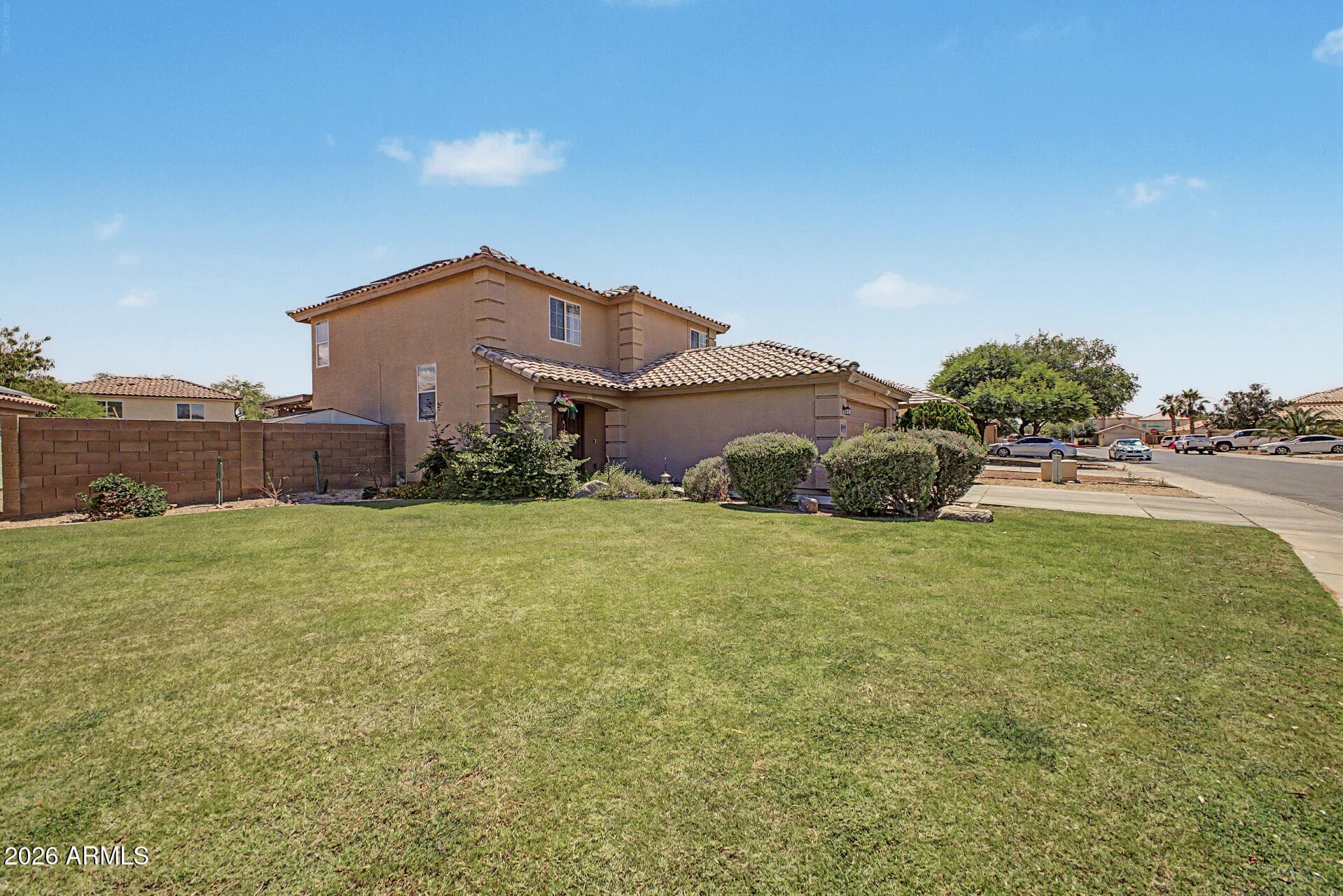 12013 W CORRINE DR - Photo 3