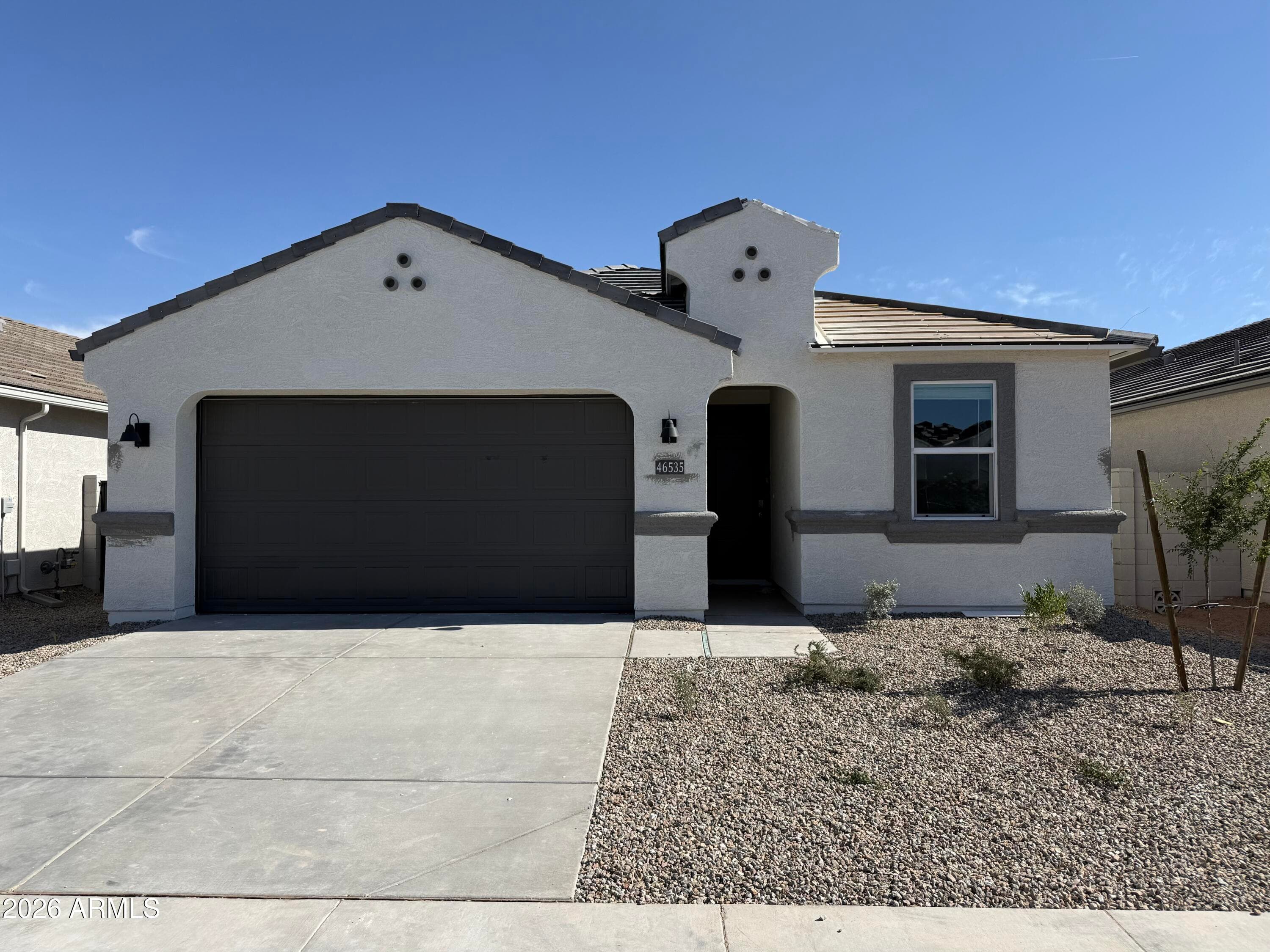 46535 W Skyline Dr — photo 1