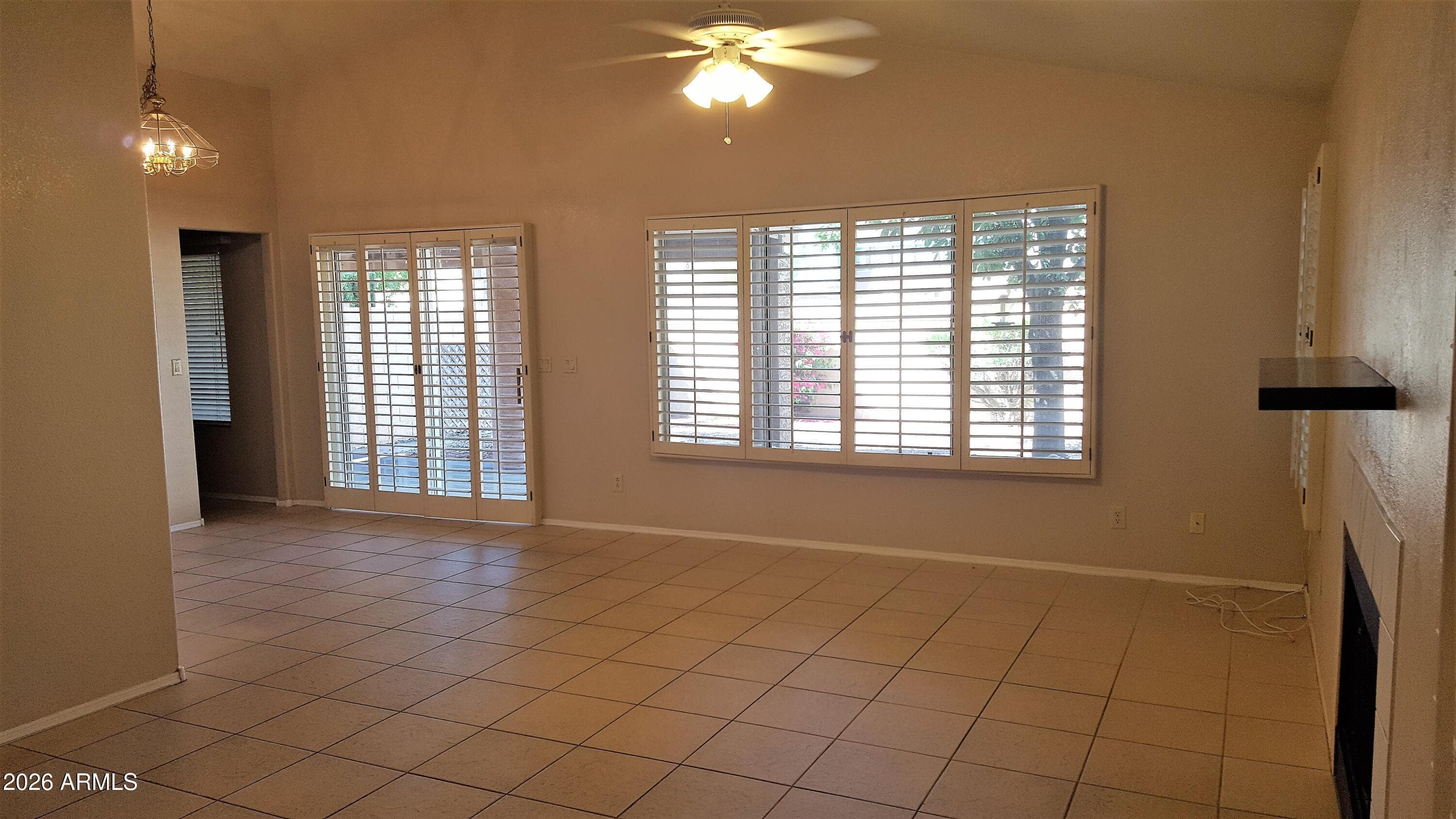 16610 S 32ND PL - Photo 3