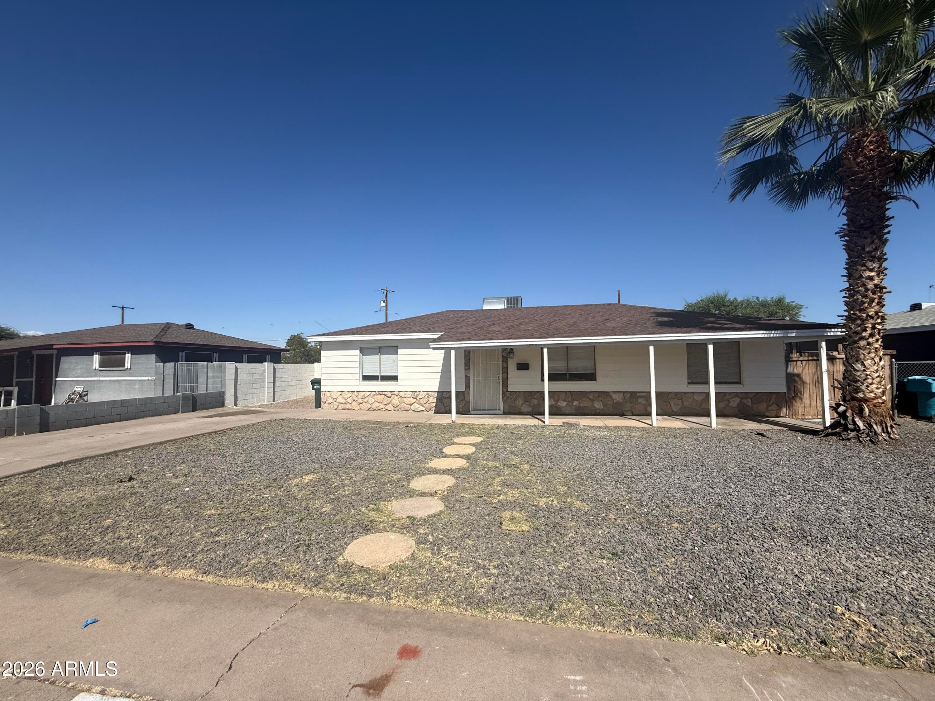 8033 N 29th Dr — photo 1