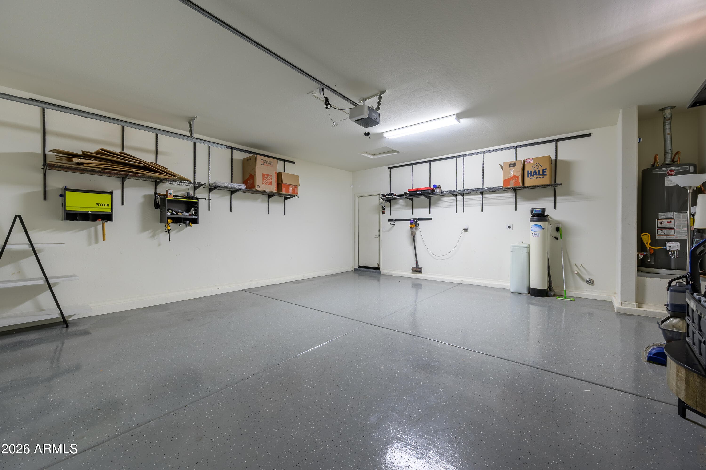 1070 E Oriole Dr — photo 43