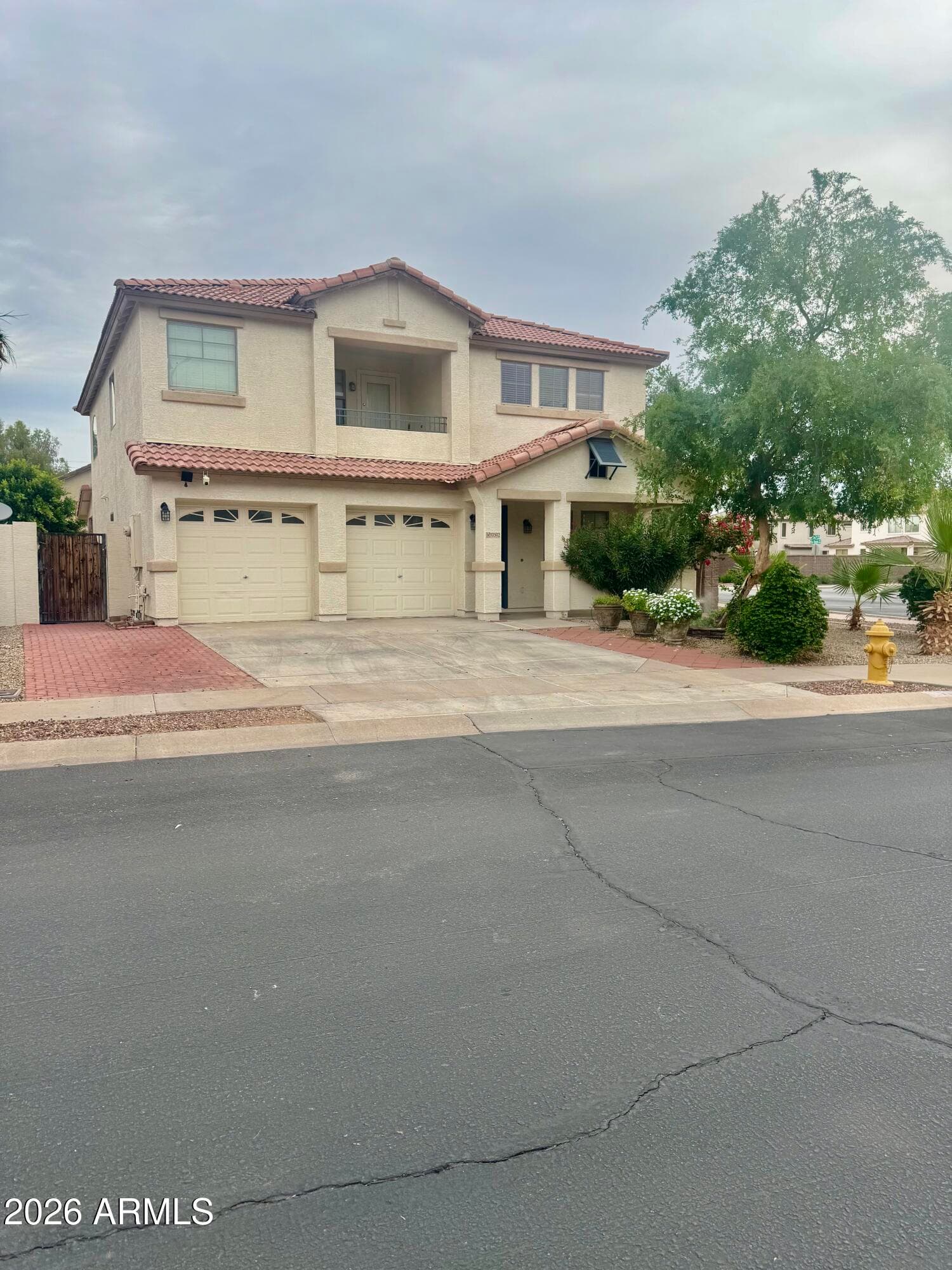 10502 W Edgemont Dr — photo 2