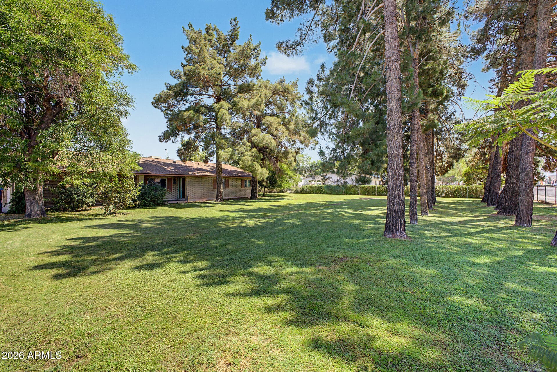 3602 W UNION HILLS DR - Photo 2