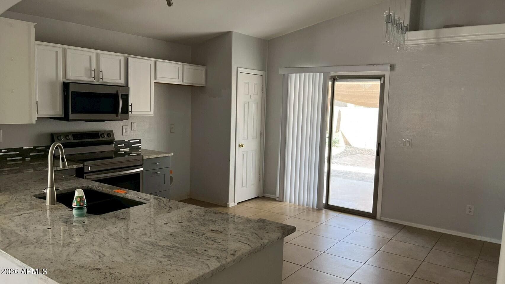 43298 W ARIZONA AVE - Photo 4