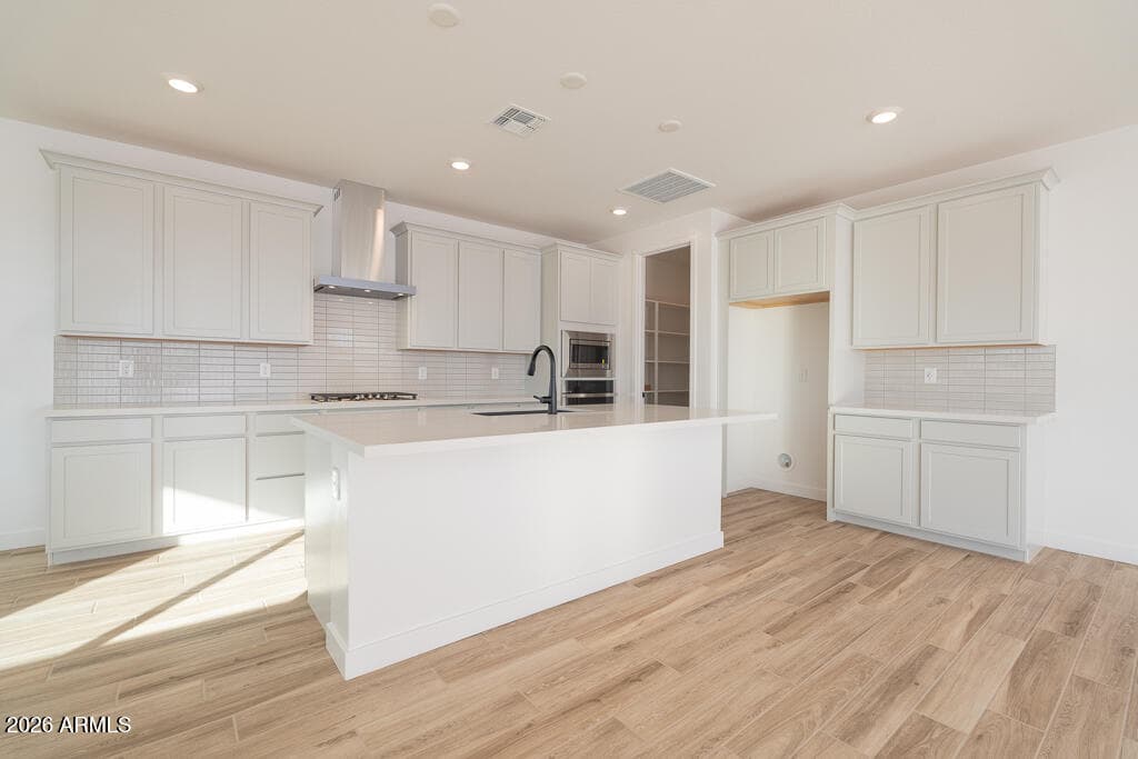 351 E Lindo Ln — photo 2