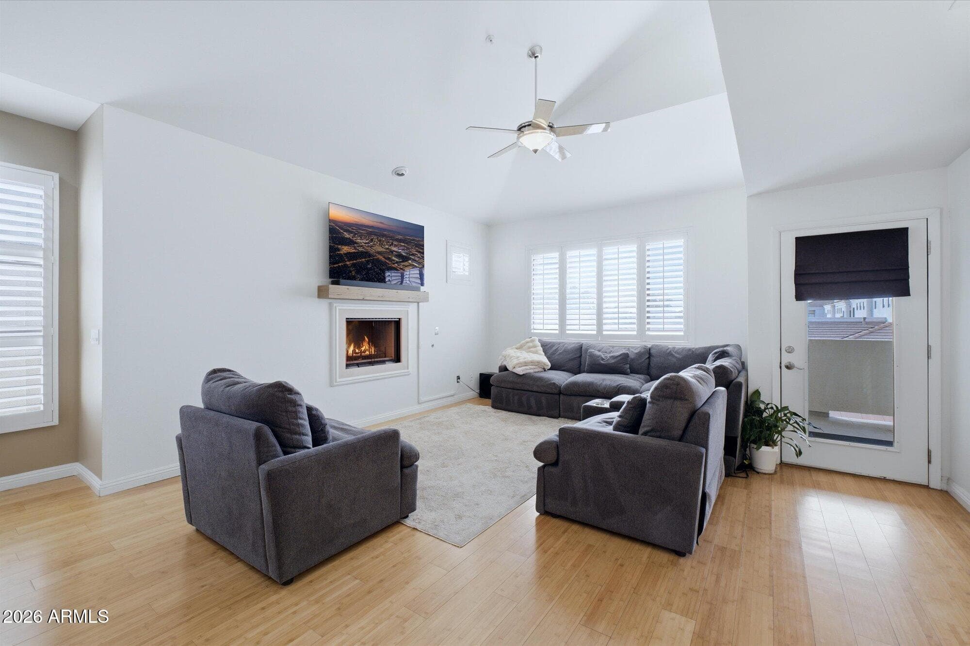 8270 N Hayden Rd 2037 — photo 1